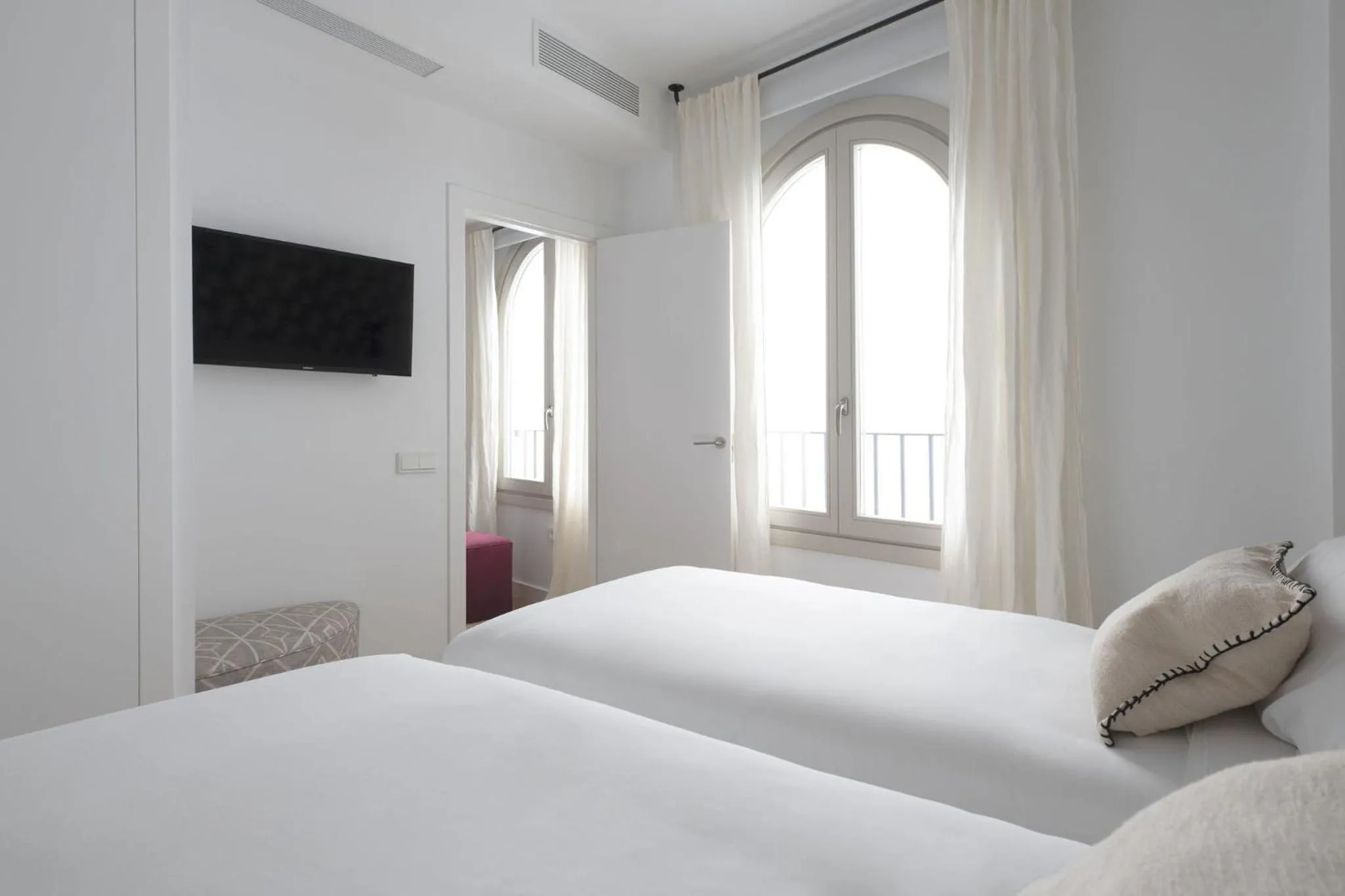 Bed in Tetuán 15 Boutique Apartments by Hommyhome