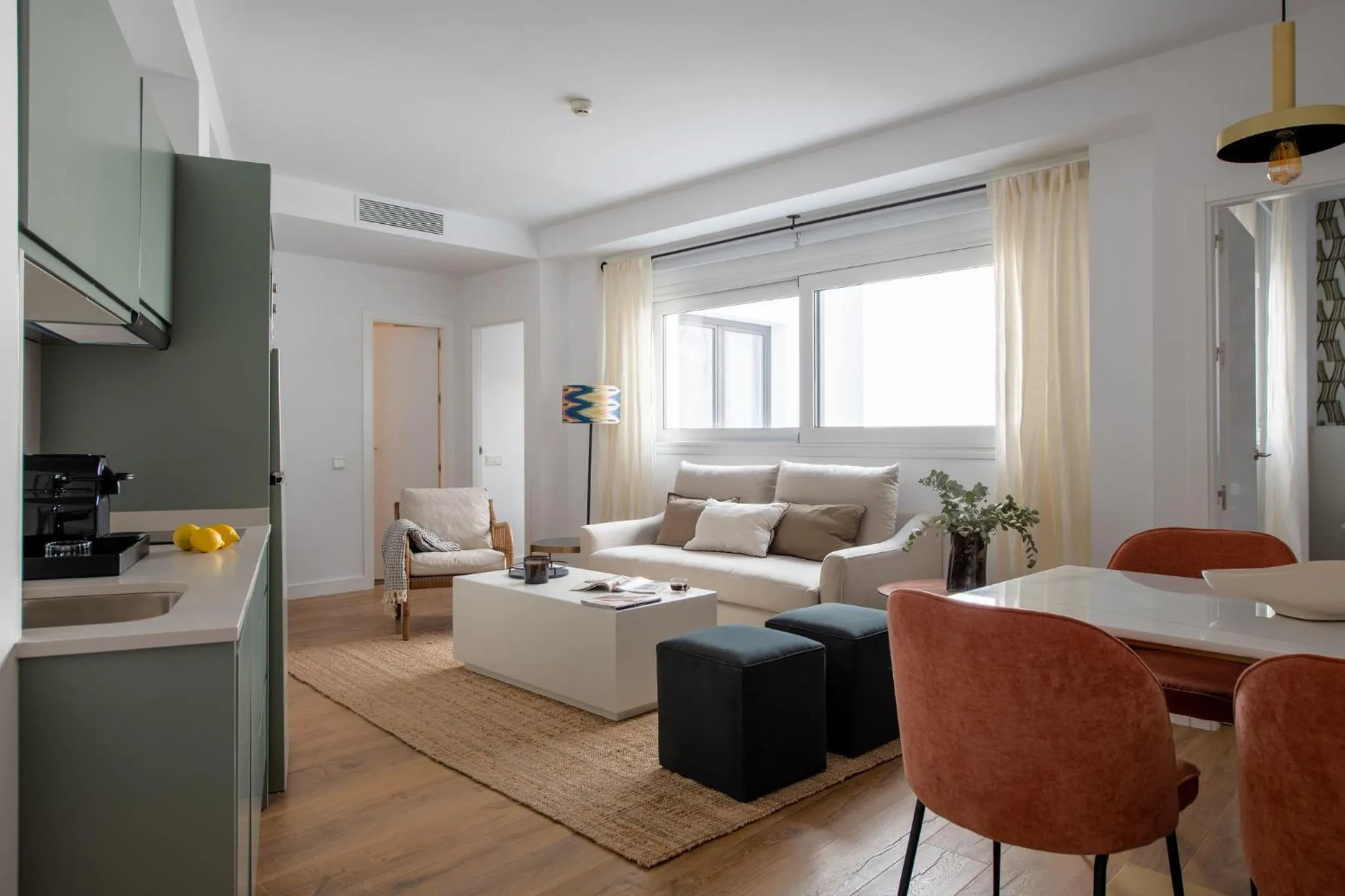 Dining area, Bed in Tetuán 15 Boutique Apartments by Hommyhome