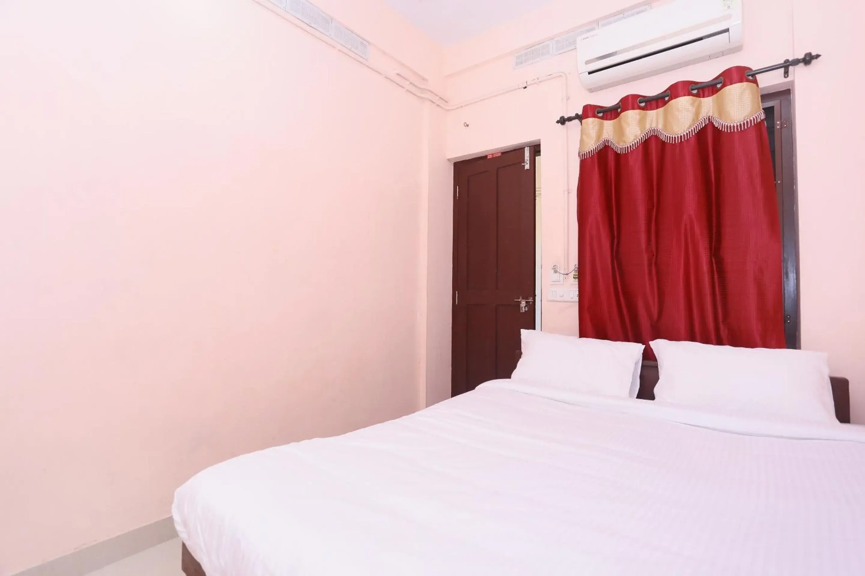 Bed in PPG HOMES Bed in PPG HOMES