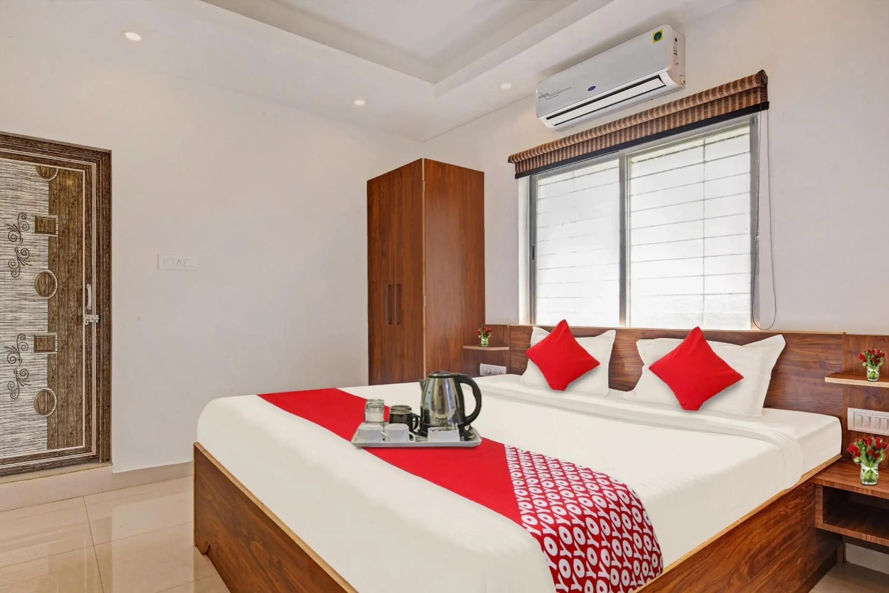 Standard Double Room - single occupancy in Hotel O Aura Hotel Rajdhani Residency Standard Double Room - single occupancy in Hotel O Aura Hotel Rajdhani Residency