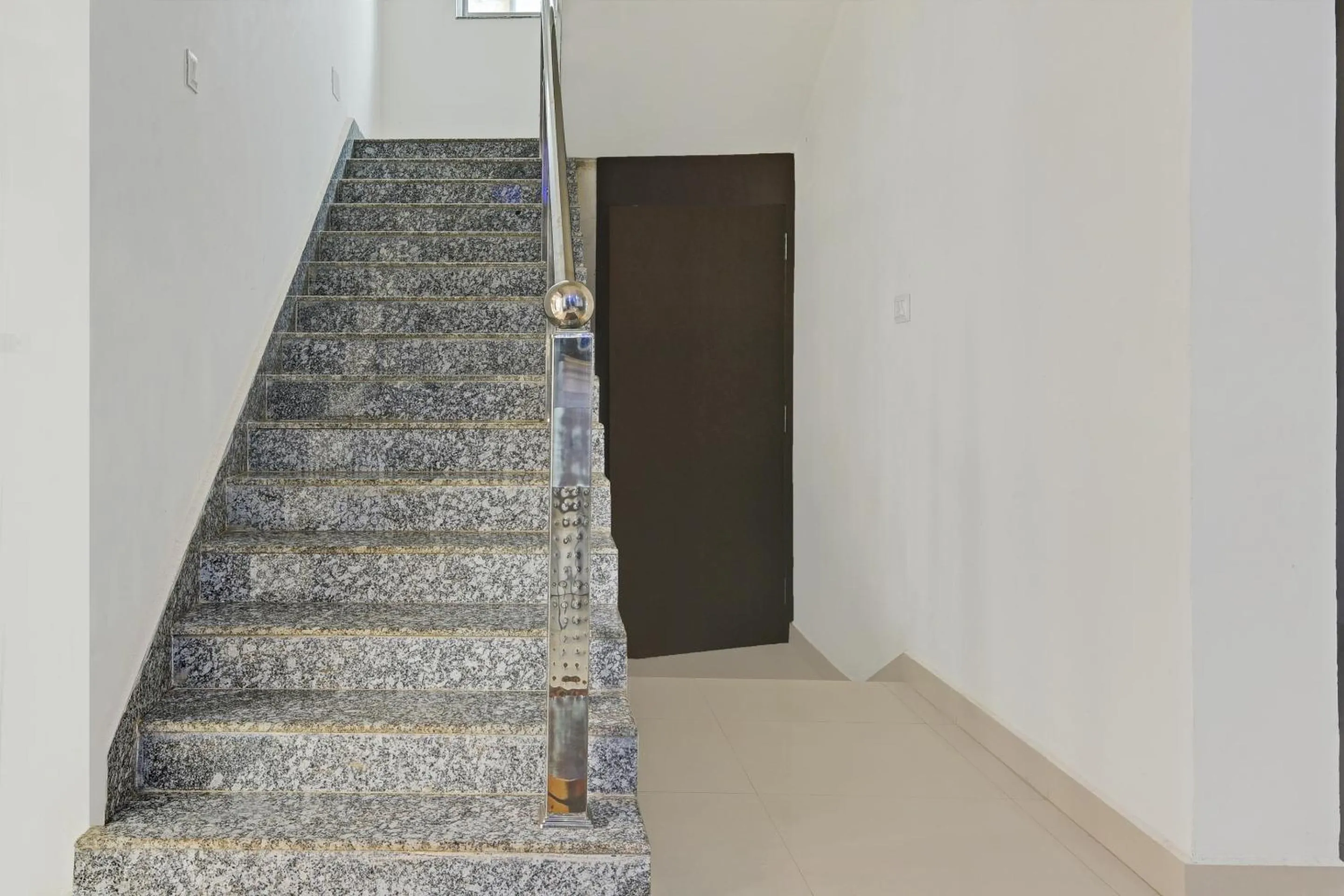 Facade/entrance in Hotel O Aura Hotel Rajdhani Residency