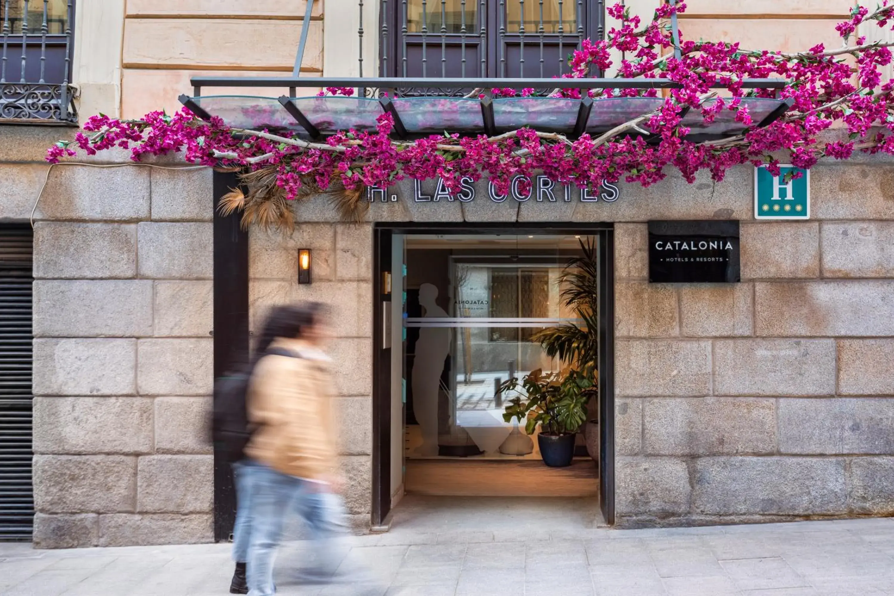Facade/entrance in Catalonia Las Cortes Facade/entrance in Catalonia Las Cortes
