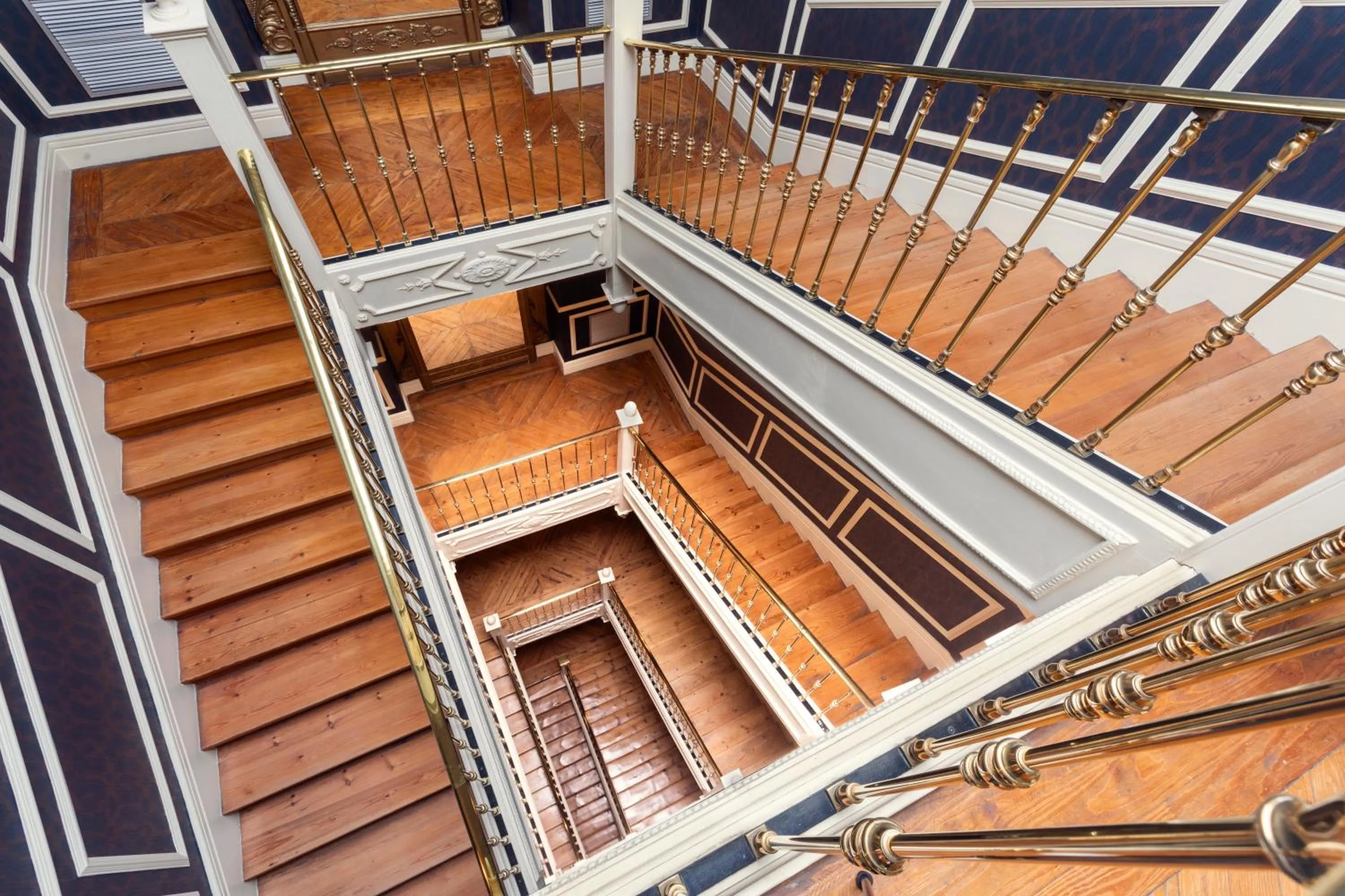 Area and facilities in Catalonia Las Cortes