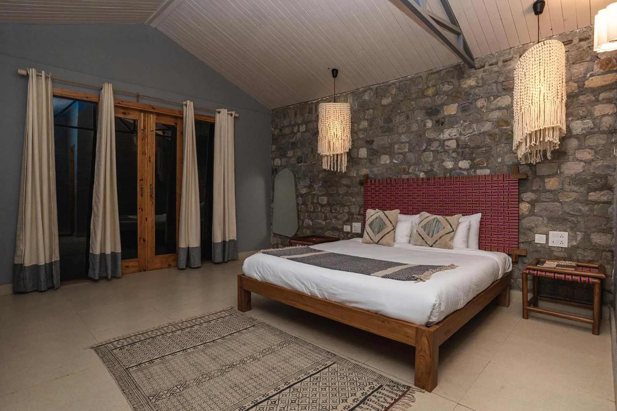 Bathroom, Bed in Seclude Pangot, Perch