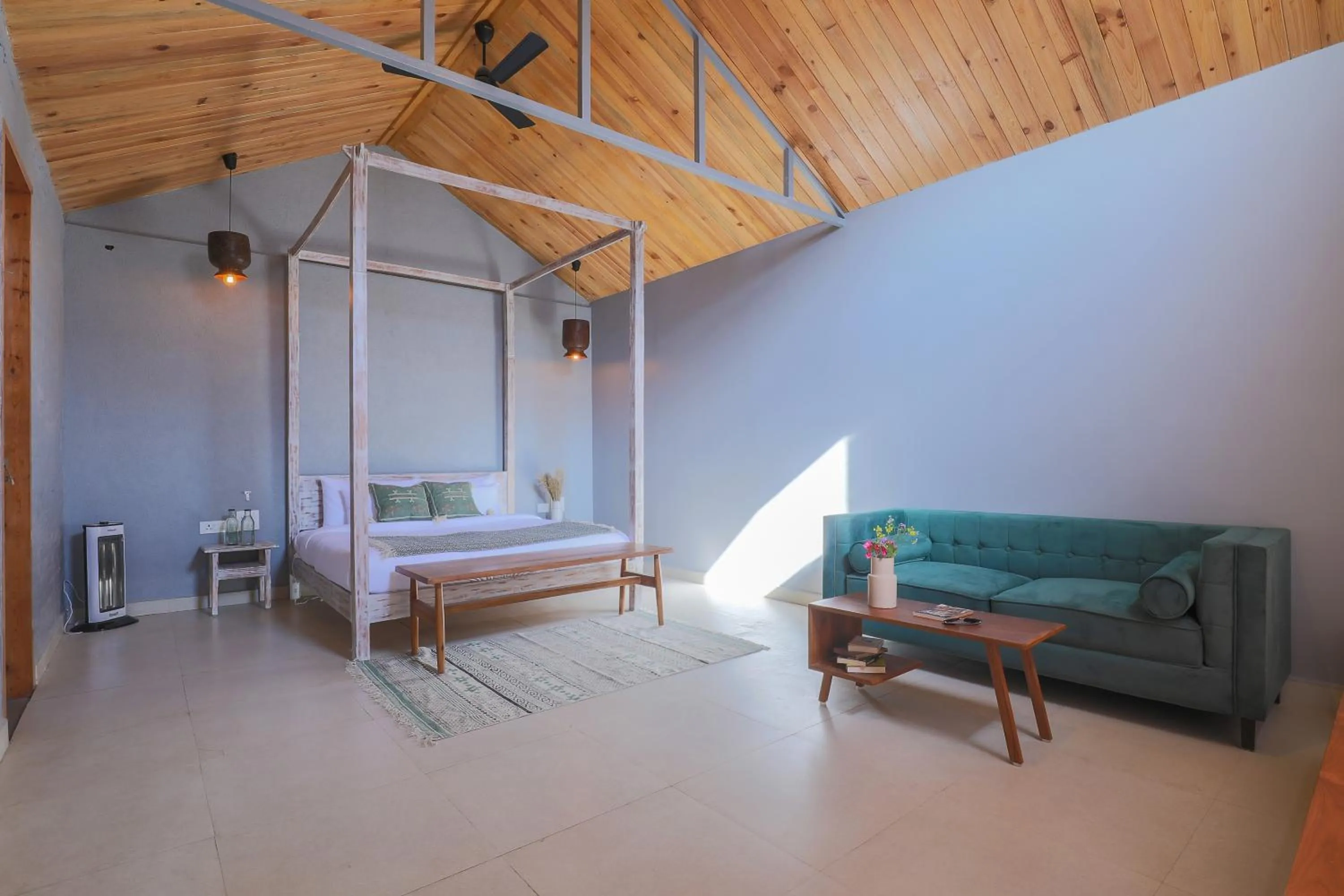 Bedroom, Bed in Seclude Pangot, Perch