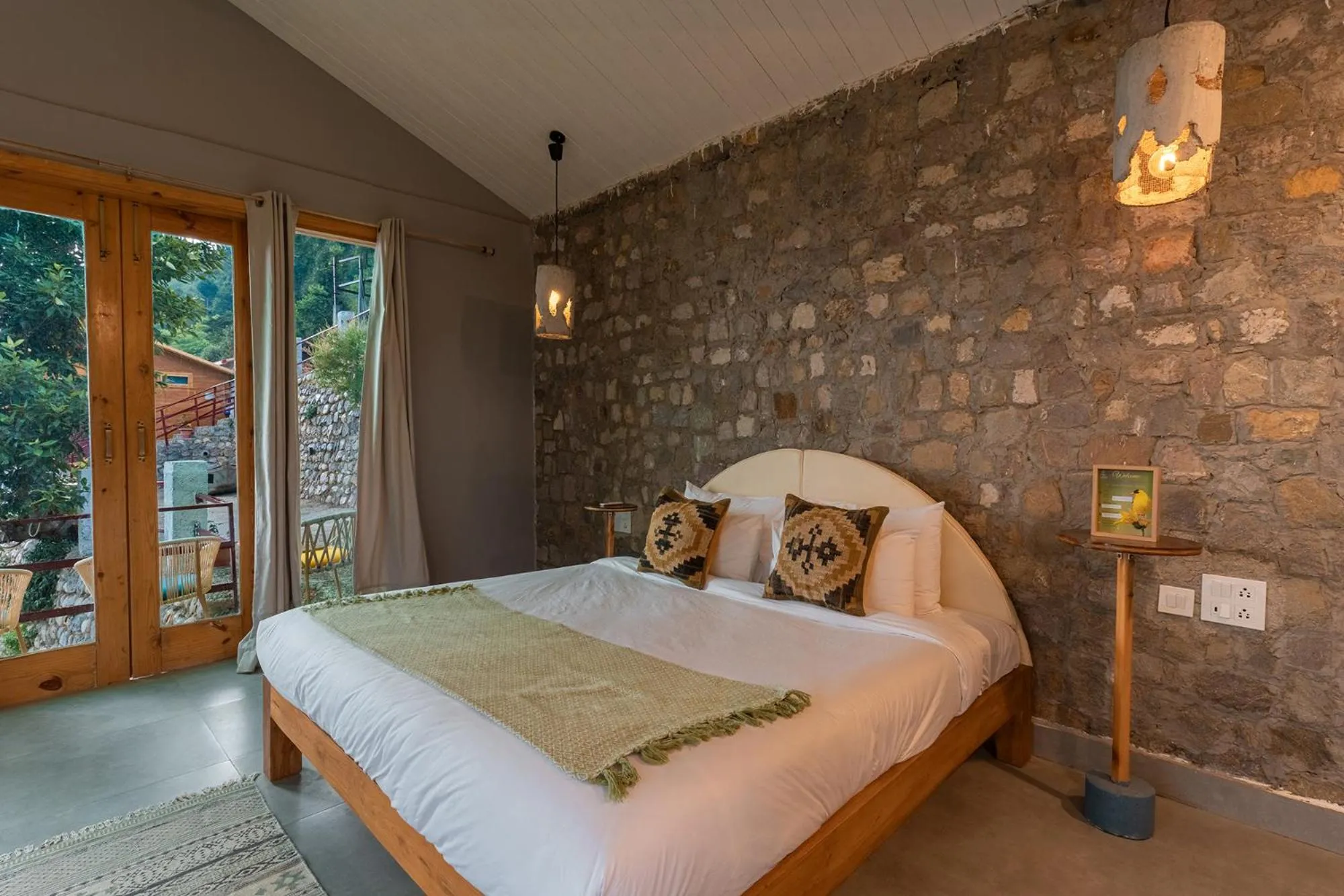 Bedroom, Bed in Seclude Pangot, Perch