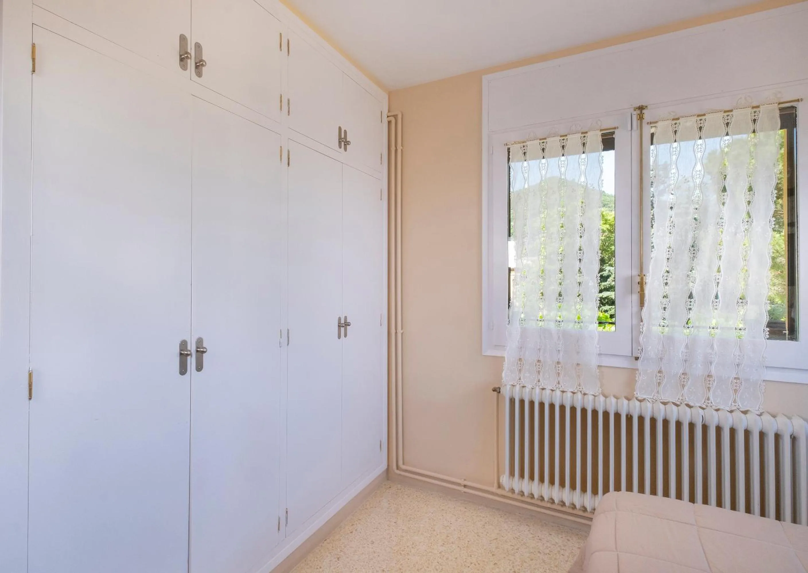 wardrobe in Hotel Rural y Apartamentos Villa Engracia