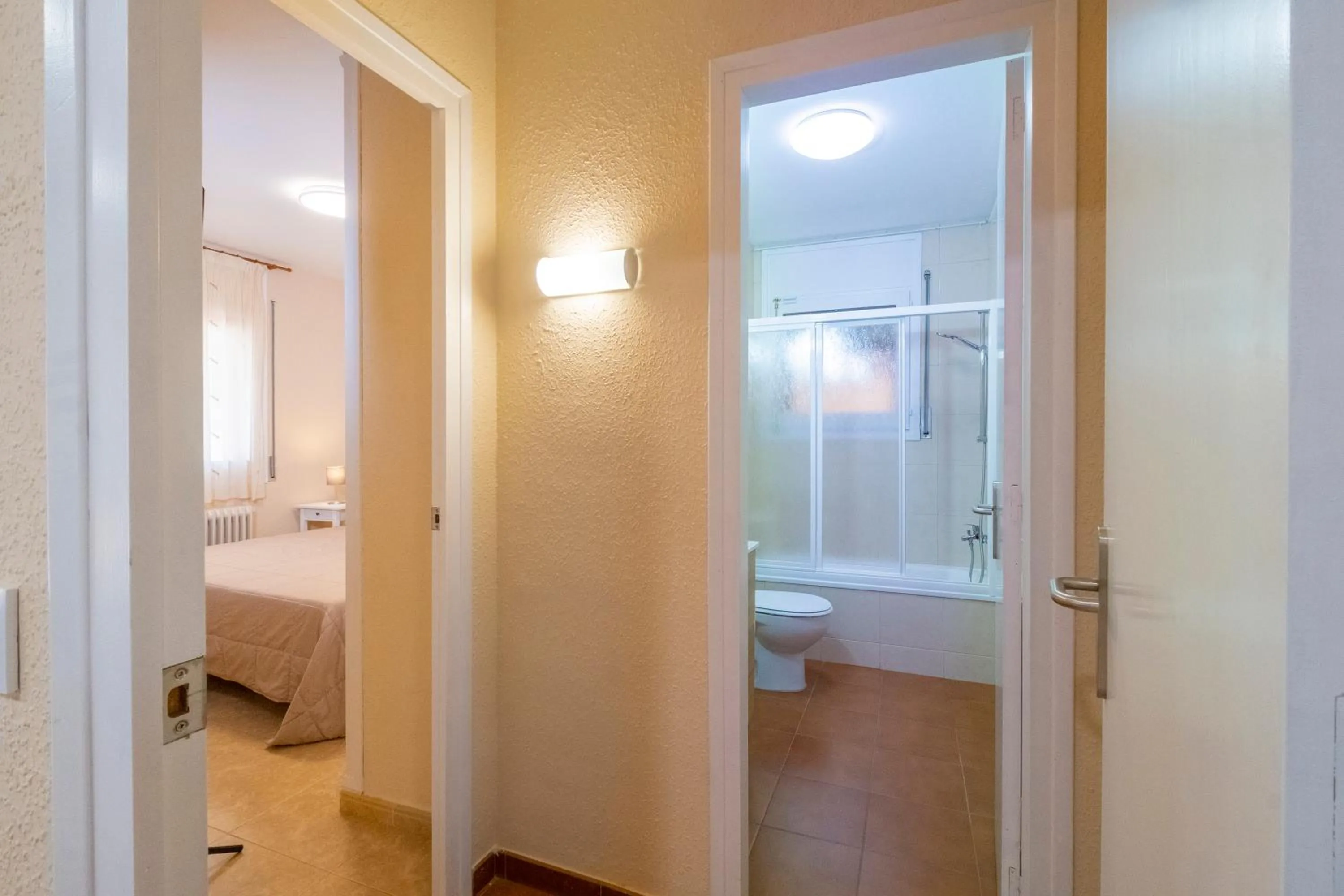 Bathroom, Bed in Hotel Rural y Apartamentos Villa Engracia