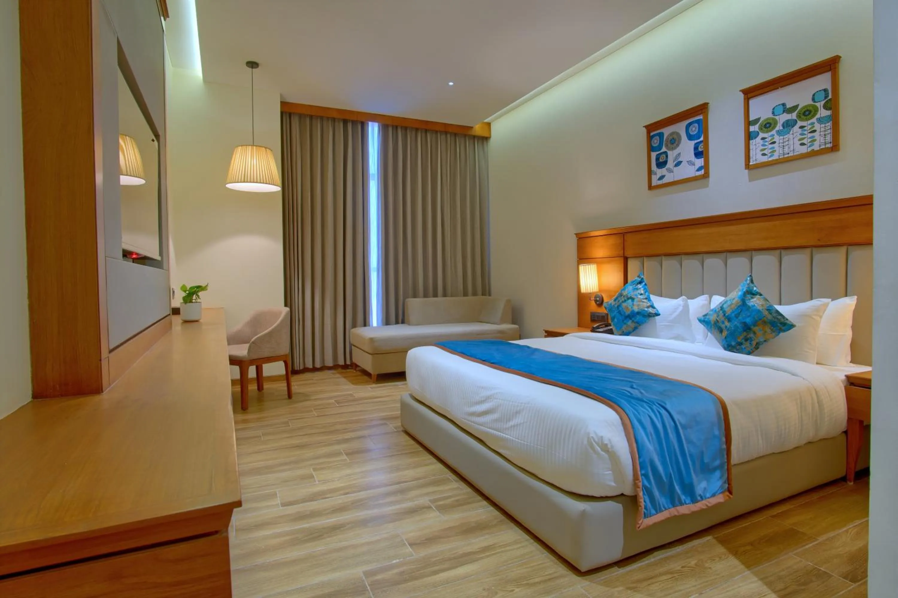 Superior Double Room in DNT Plaza
