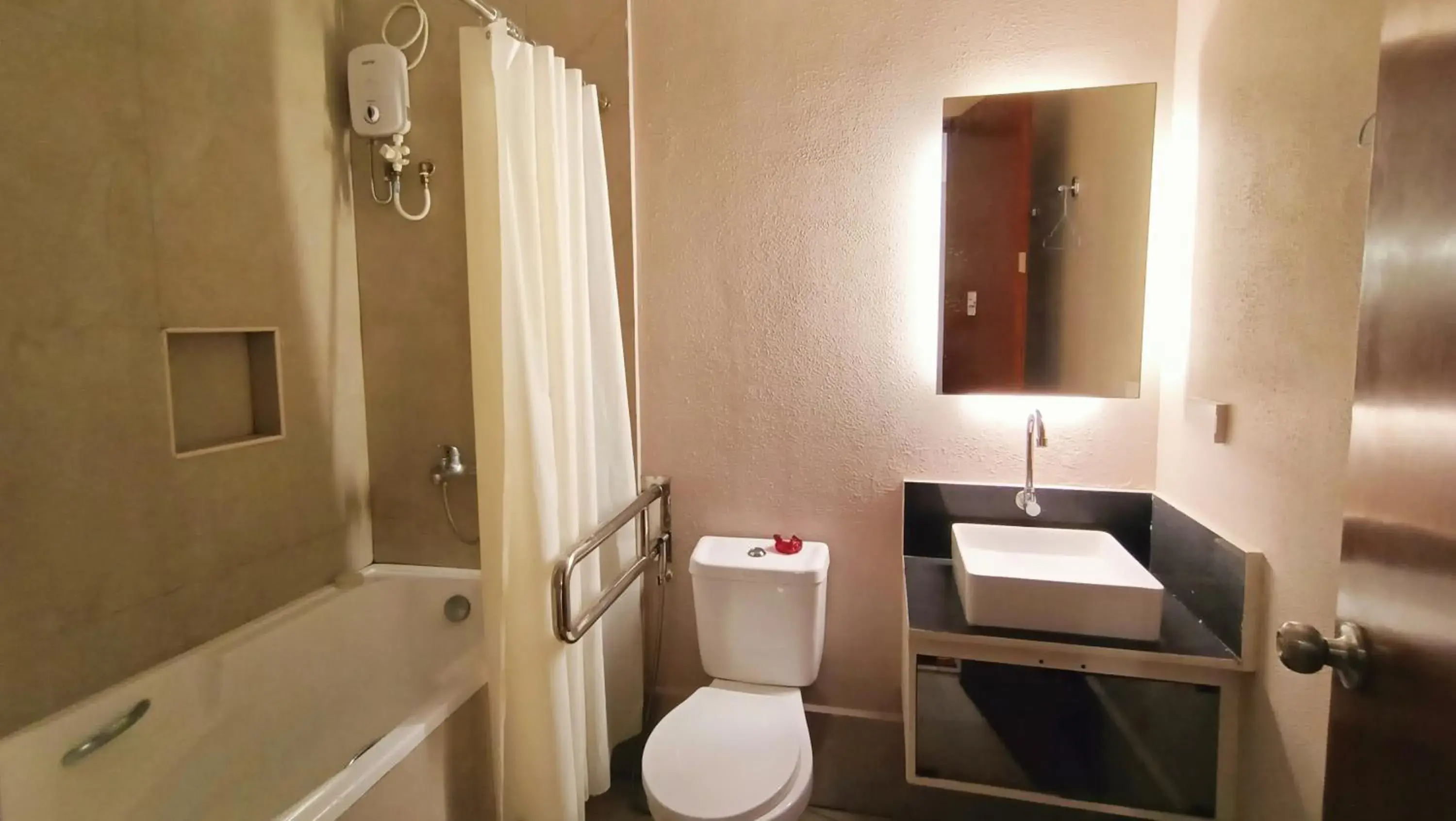 Grand Emilia Hotel Grand Emilia Hotel