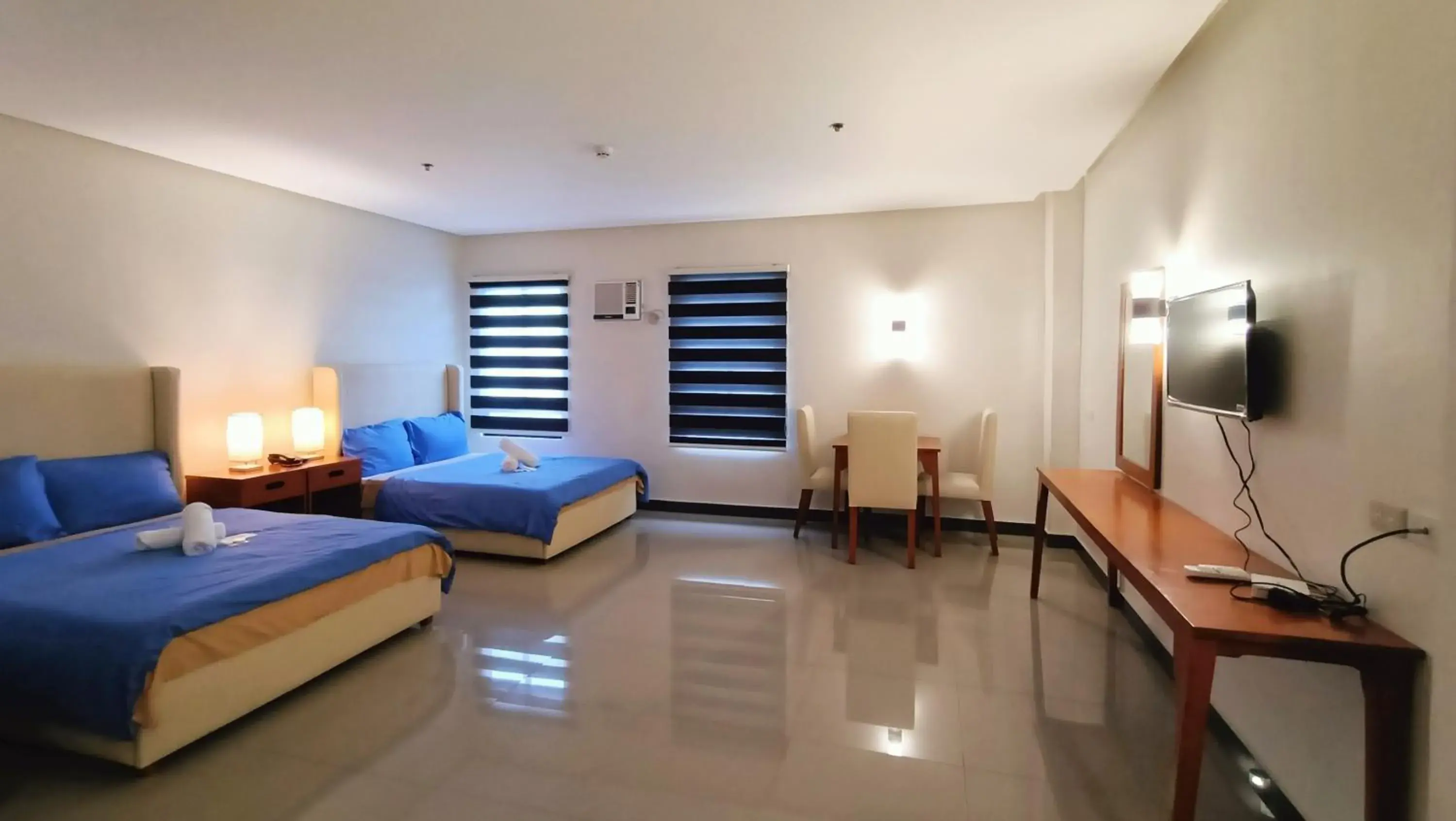 Bed in Grand Emilia Hotel Bed in Grand Emilia Hotel