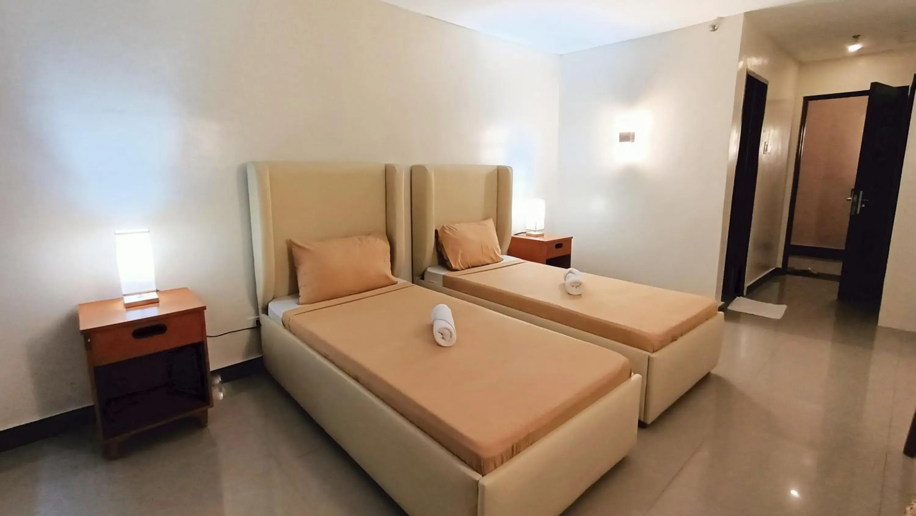 Bed in Grand Emilia Hotel Bed in Grand Emilia Hotel