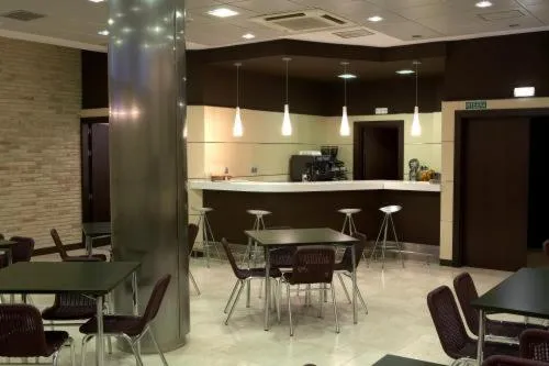 Restaurant/places to eat in Euba Hotel