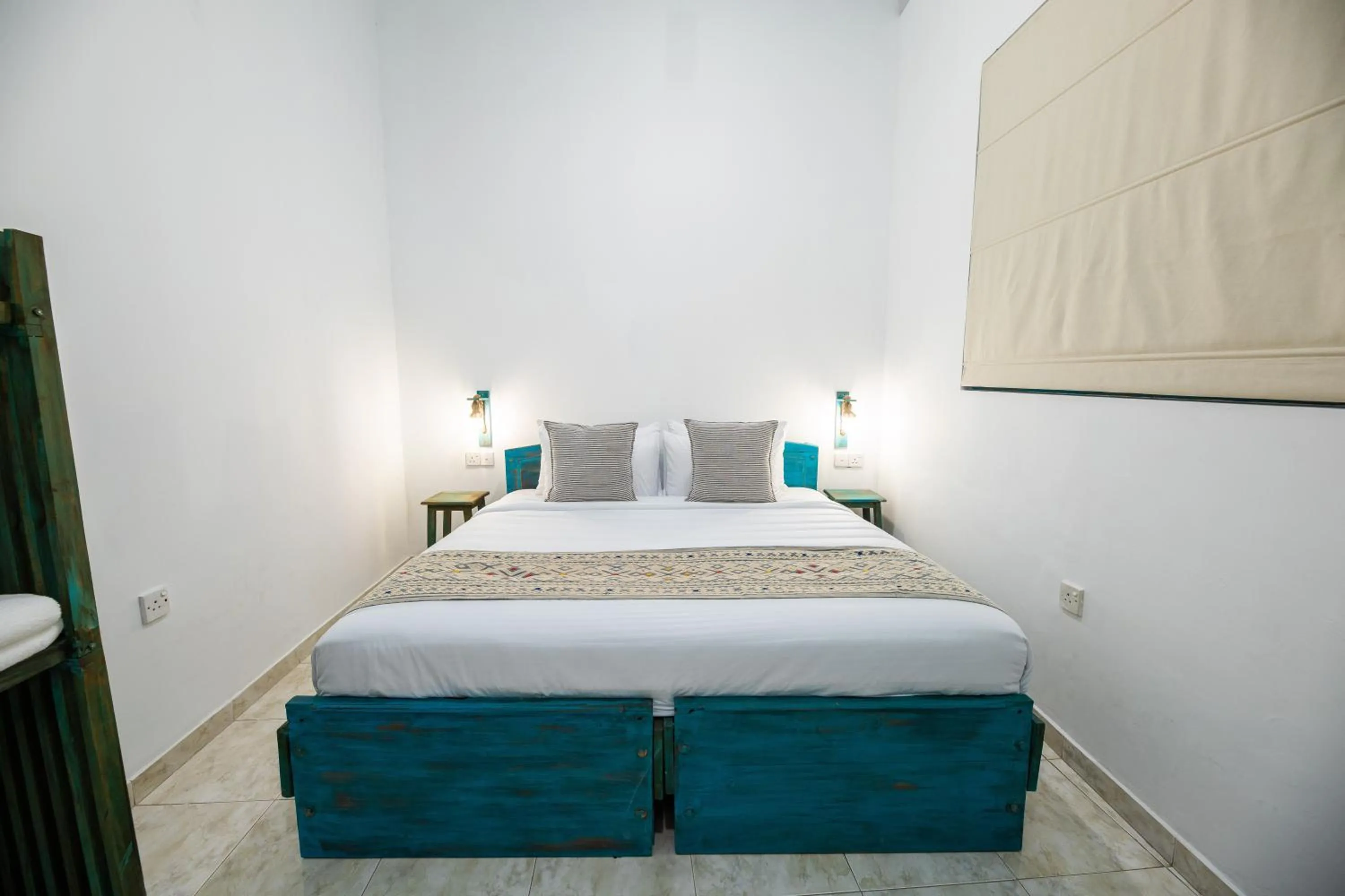 Bed in Moi Galle Fort by DBI