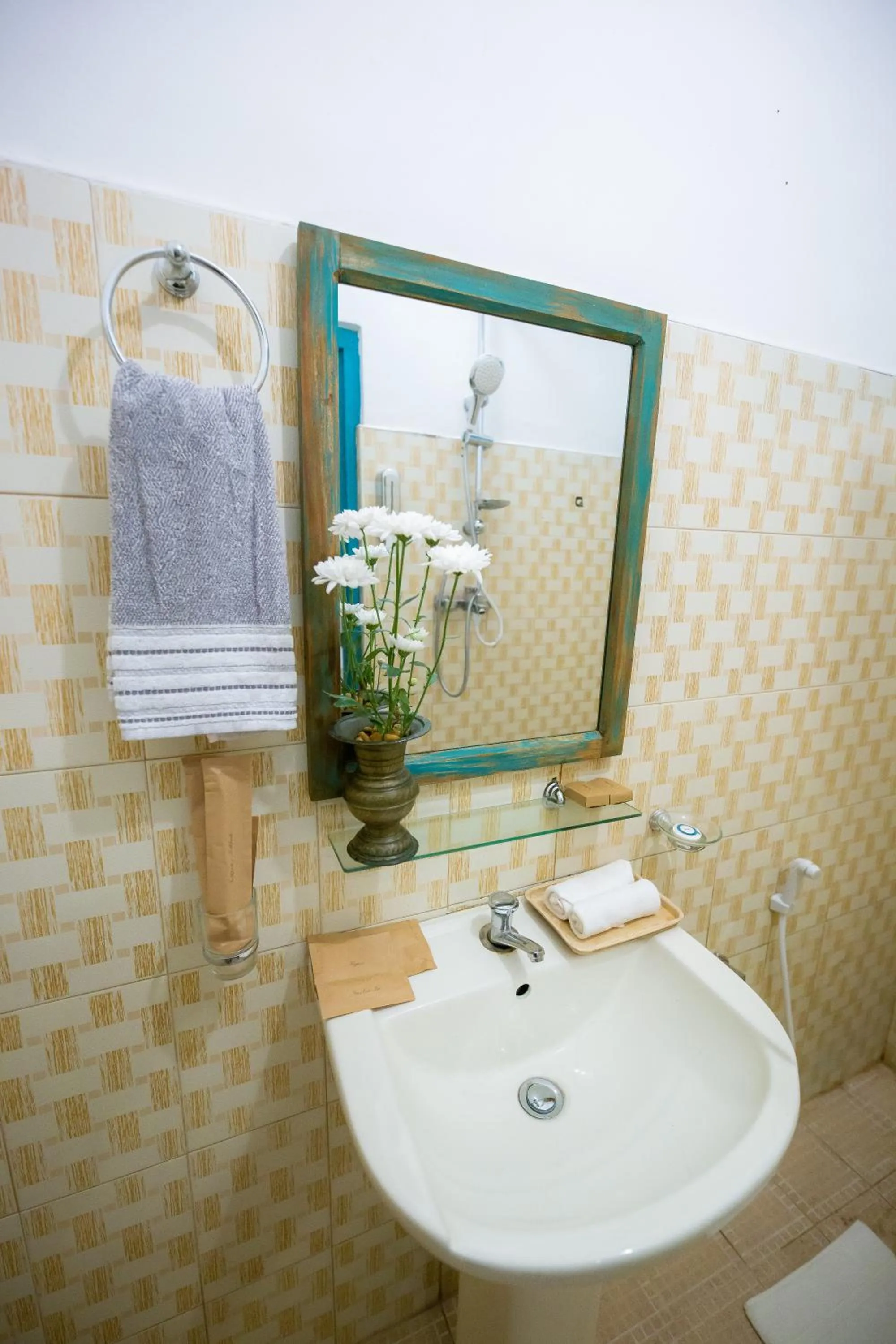 Bathroom in Moi Galle Fort by DBI