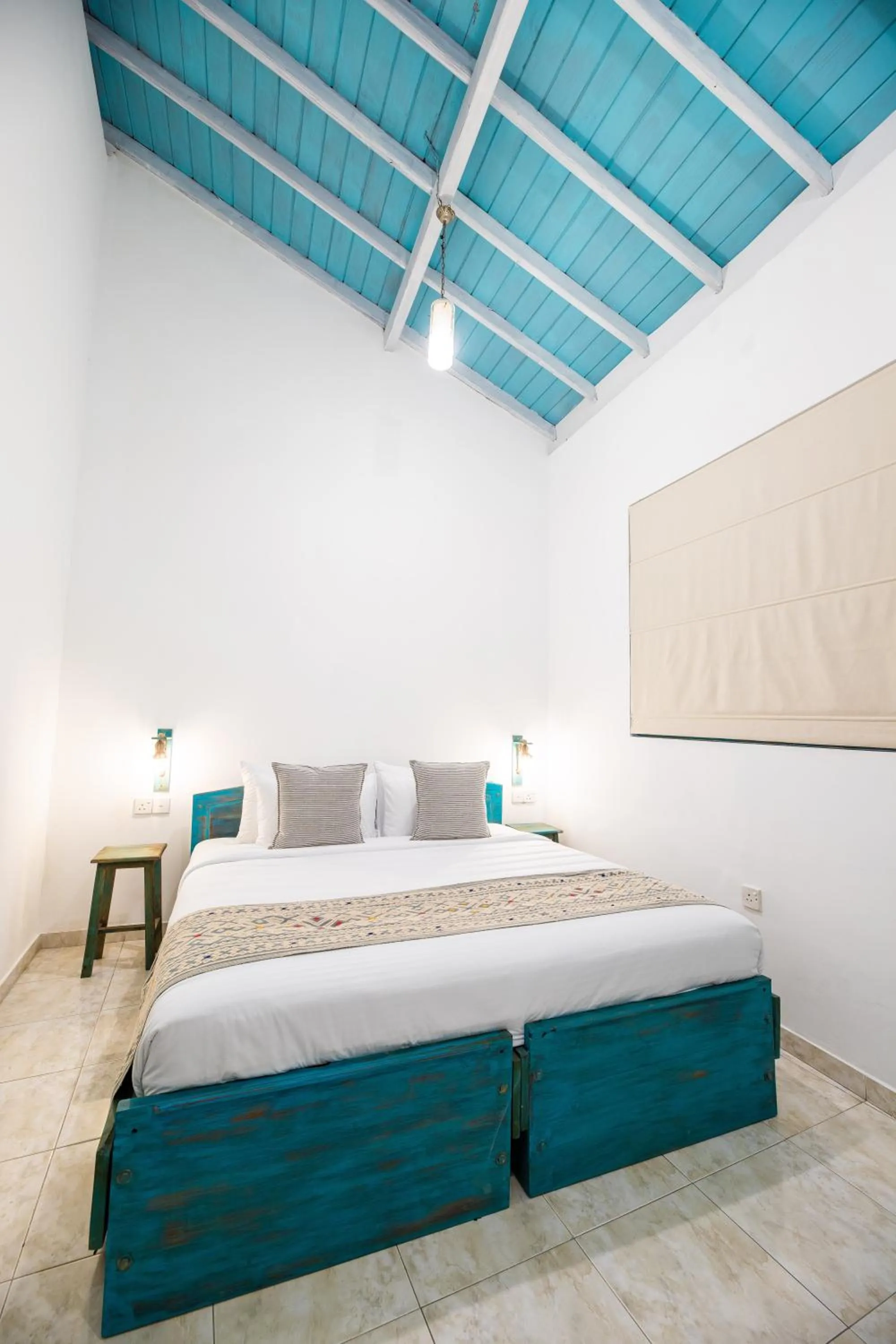 Bed in Moi Galle Fort by DBI