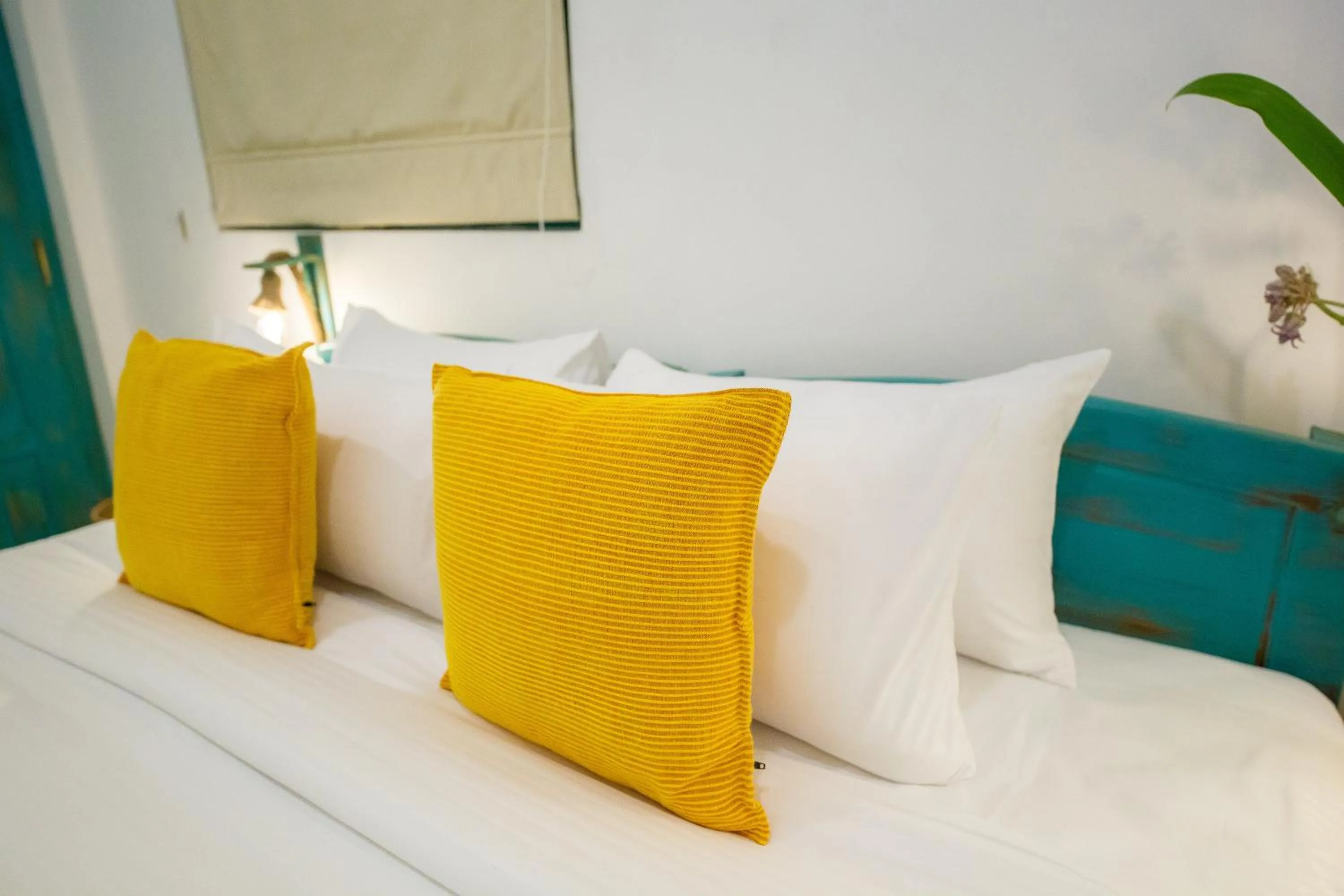 Bed in Moi Galle Fort by DBI