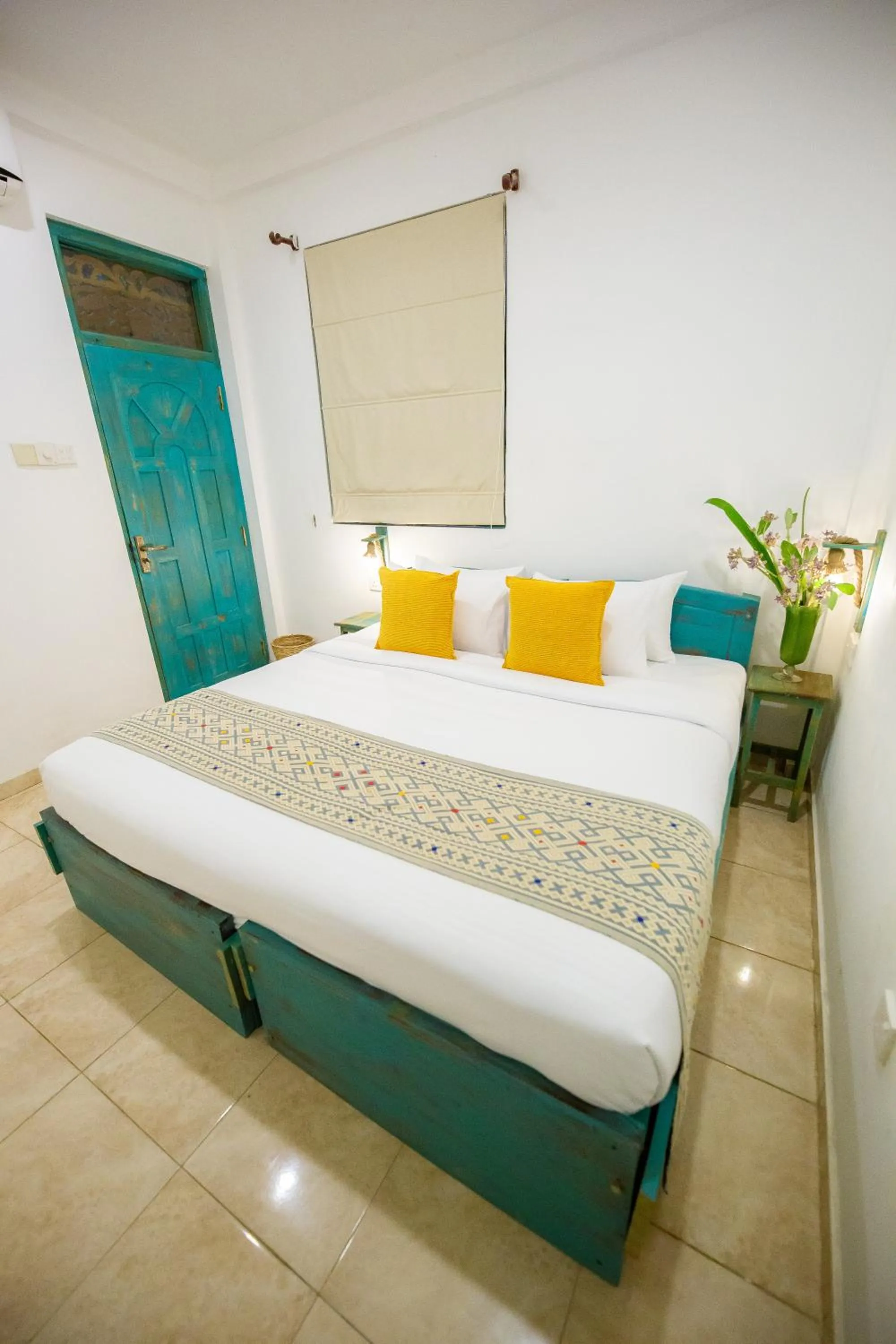 Bed in Moi Galle Fort by DBI