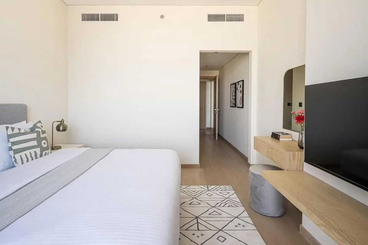 Bed in Frank Porter - RP Heights
