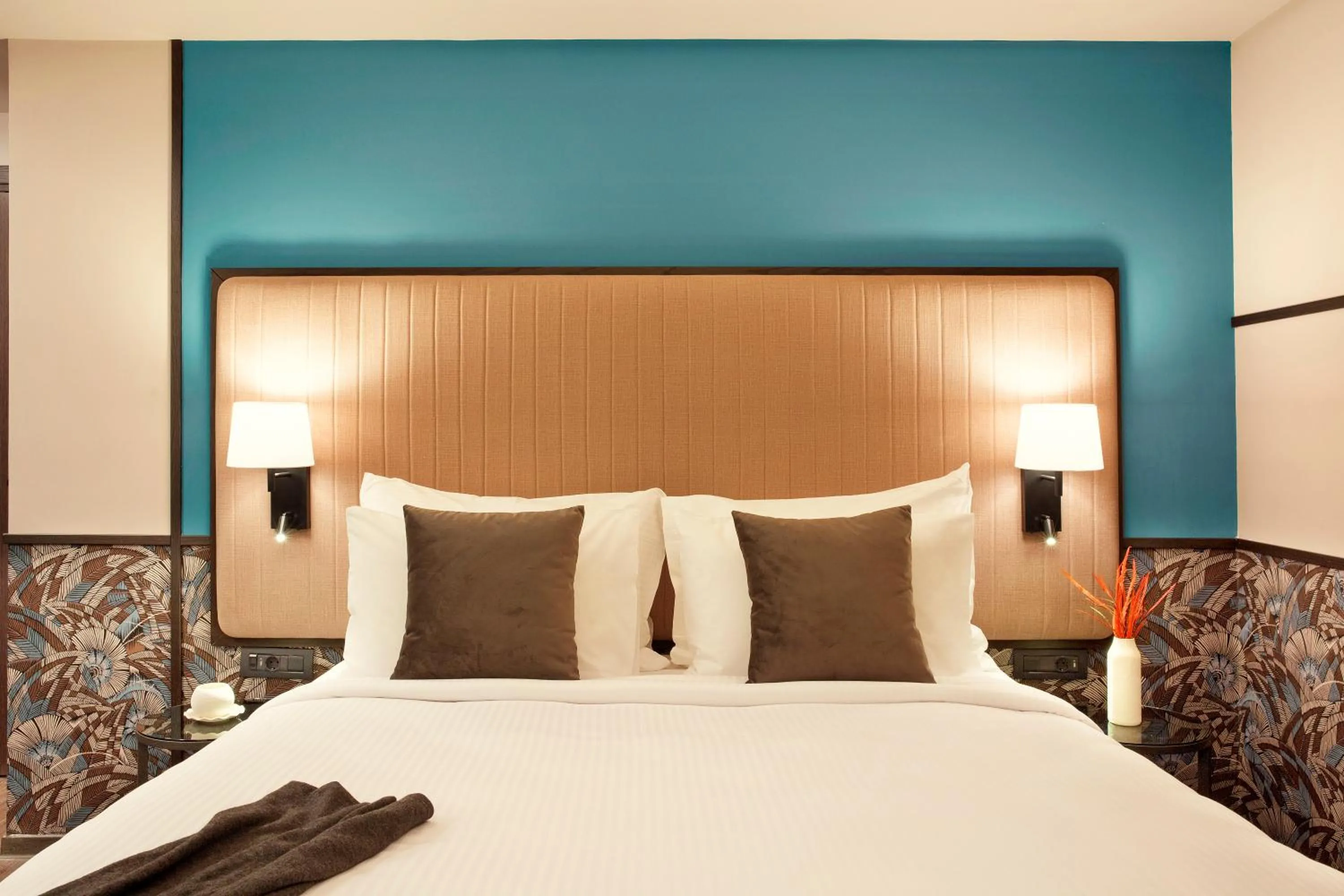 Bed in Zeus Essence Athens Central, former Athens Key