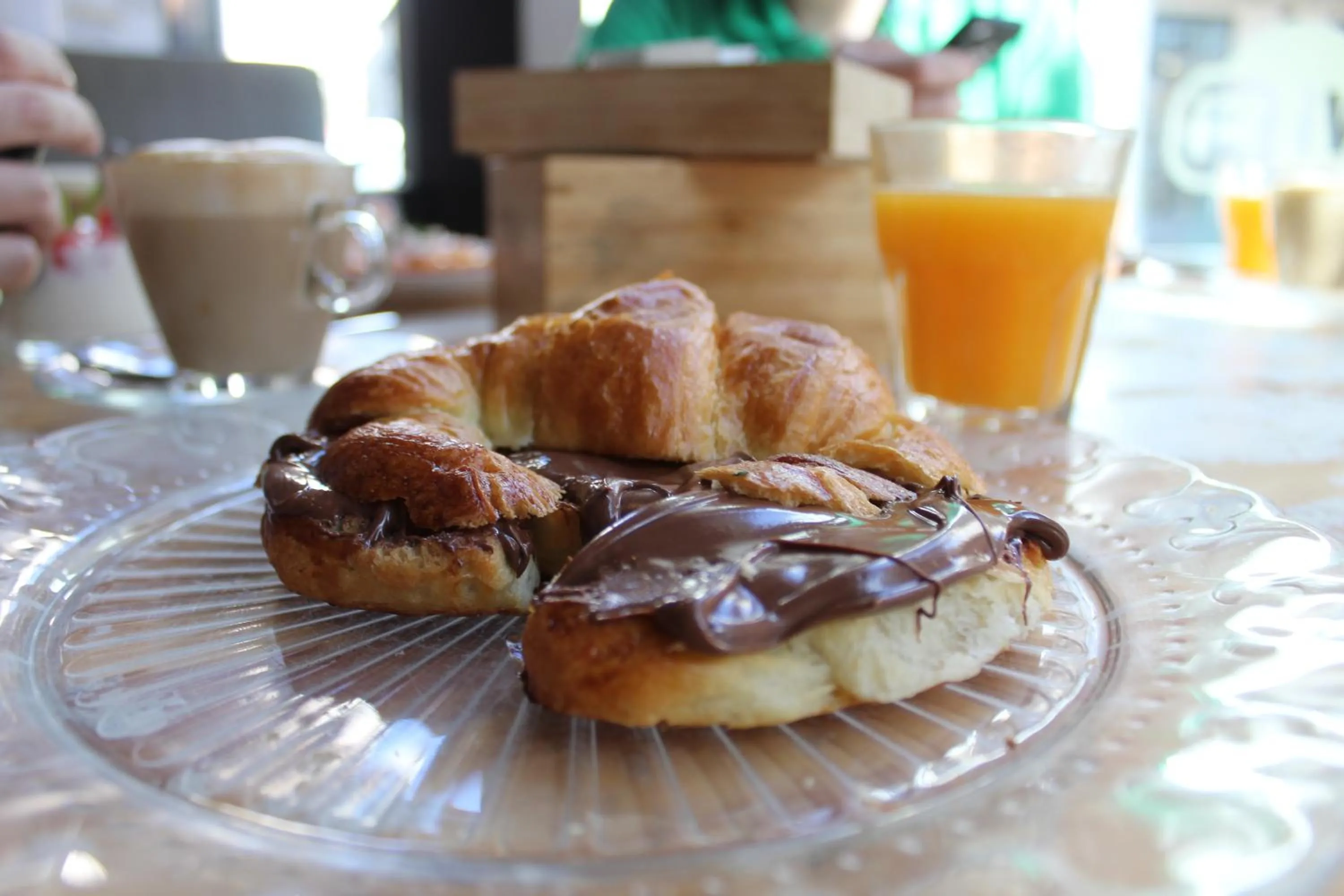 Food and drinks in Hotel Del Pintor