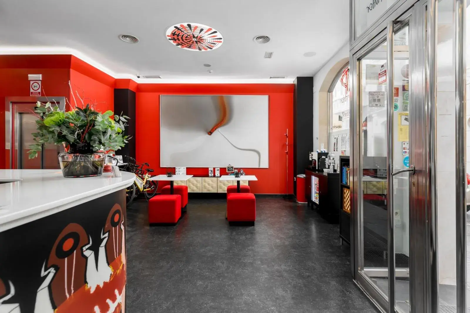 Lobby or reception in Hotel Del Pintor Lobby or reception in Hotel Del Pintor