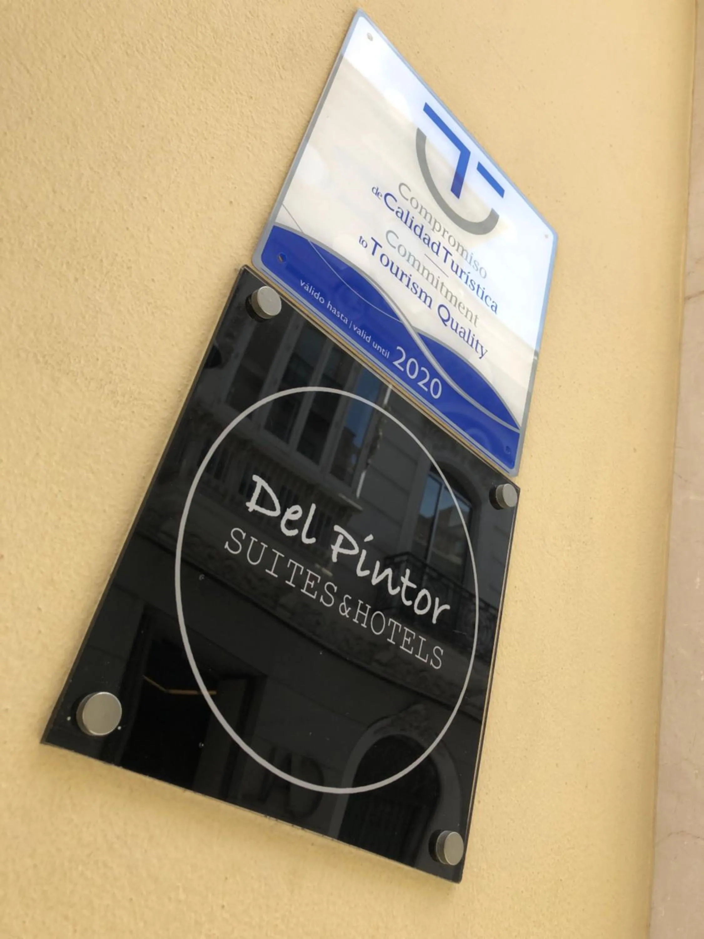 Property logo or sign in Hotel Del Pintor