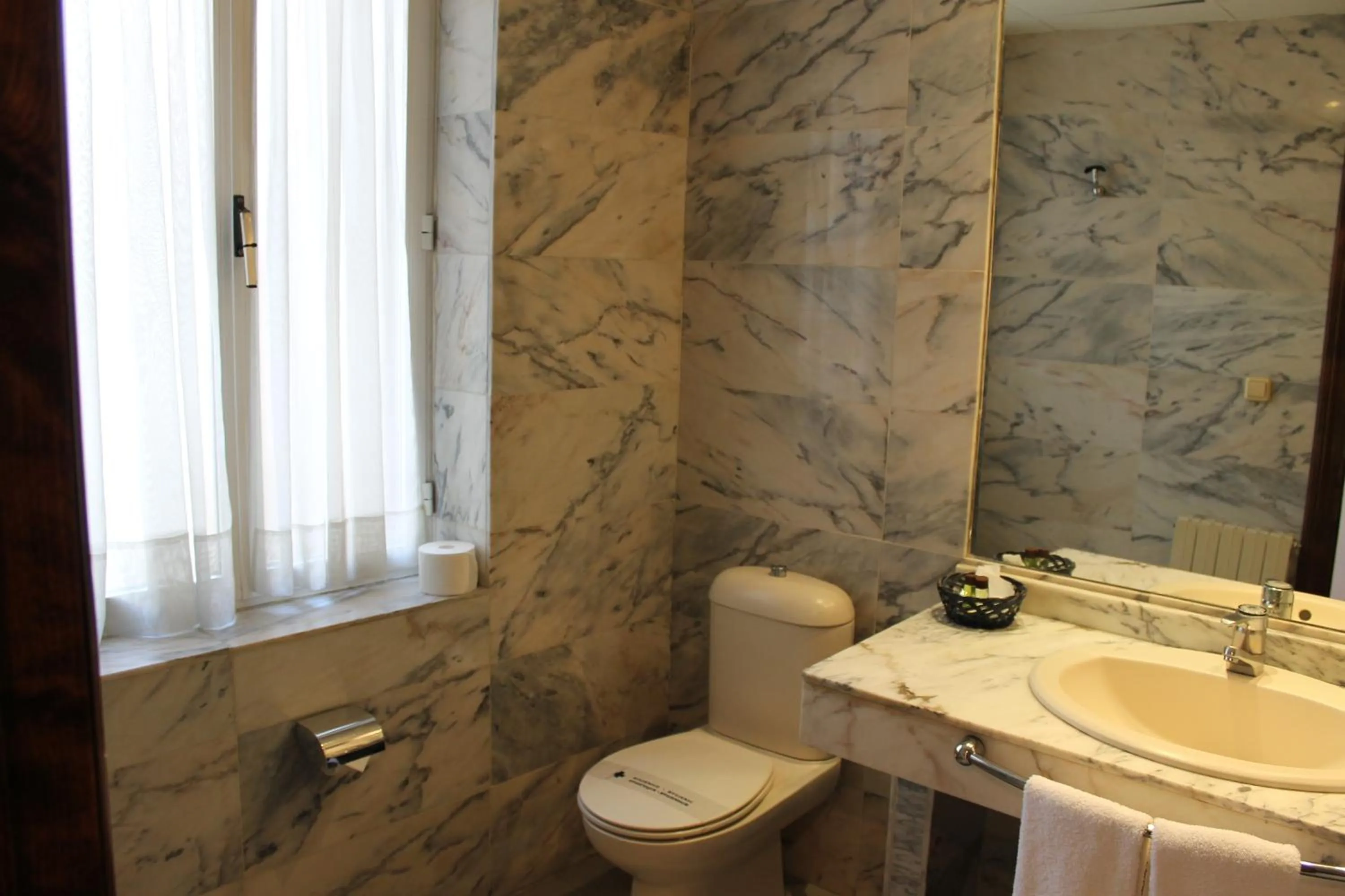 Bathroom in Hotel Monterrey