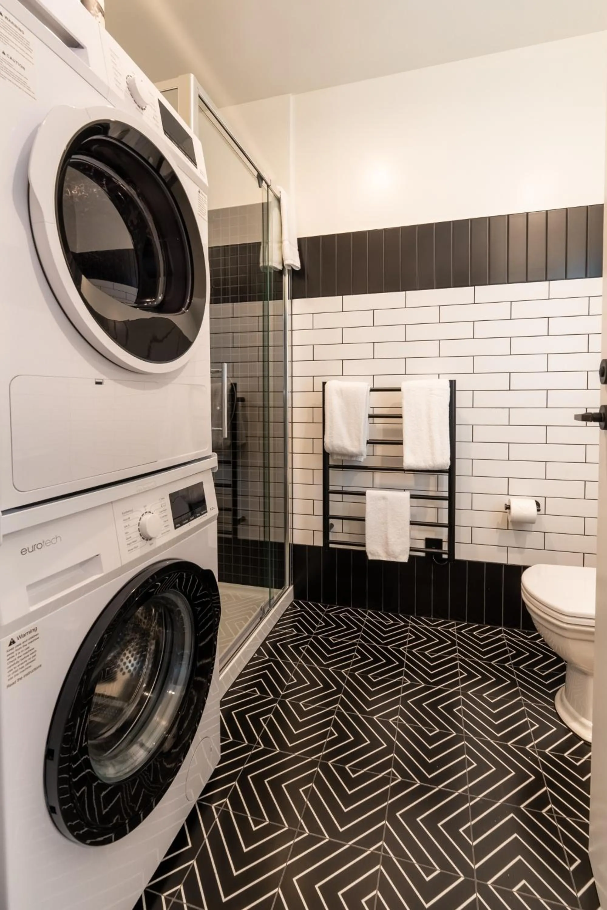 Bathroom in TRYP by Wyndham Wellington, Tory Street