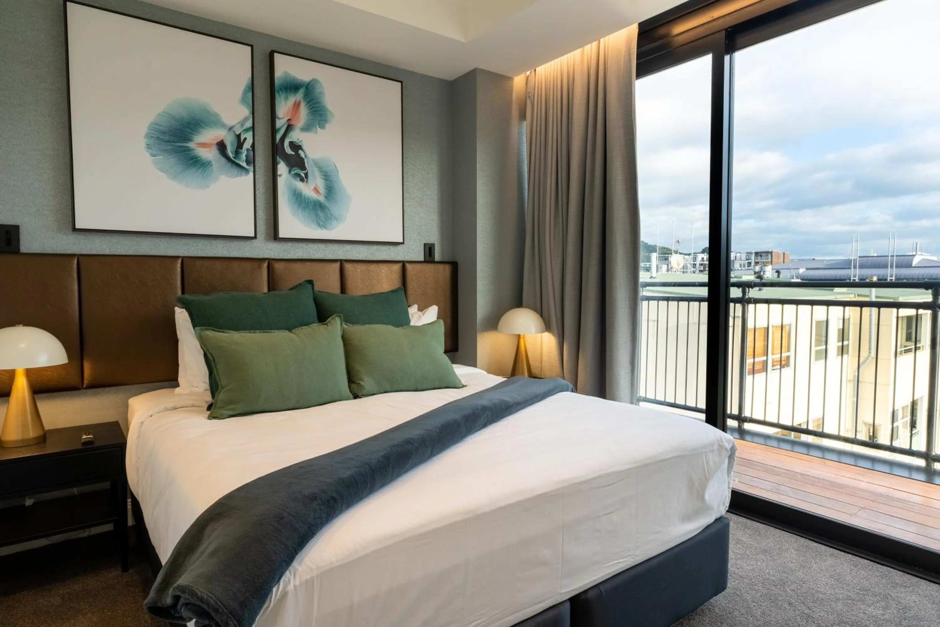 Bed in TRYP by Wyndham Wellington, Tory Street