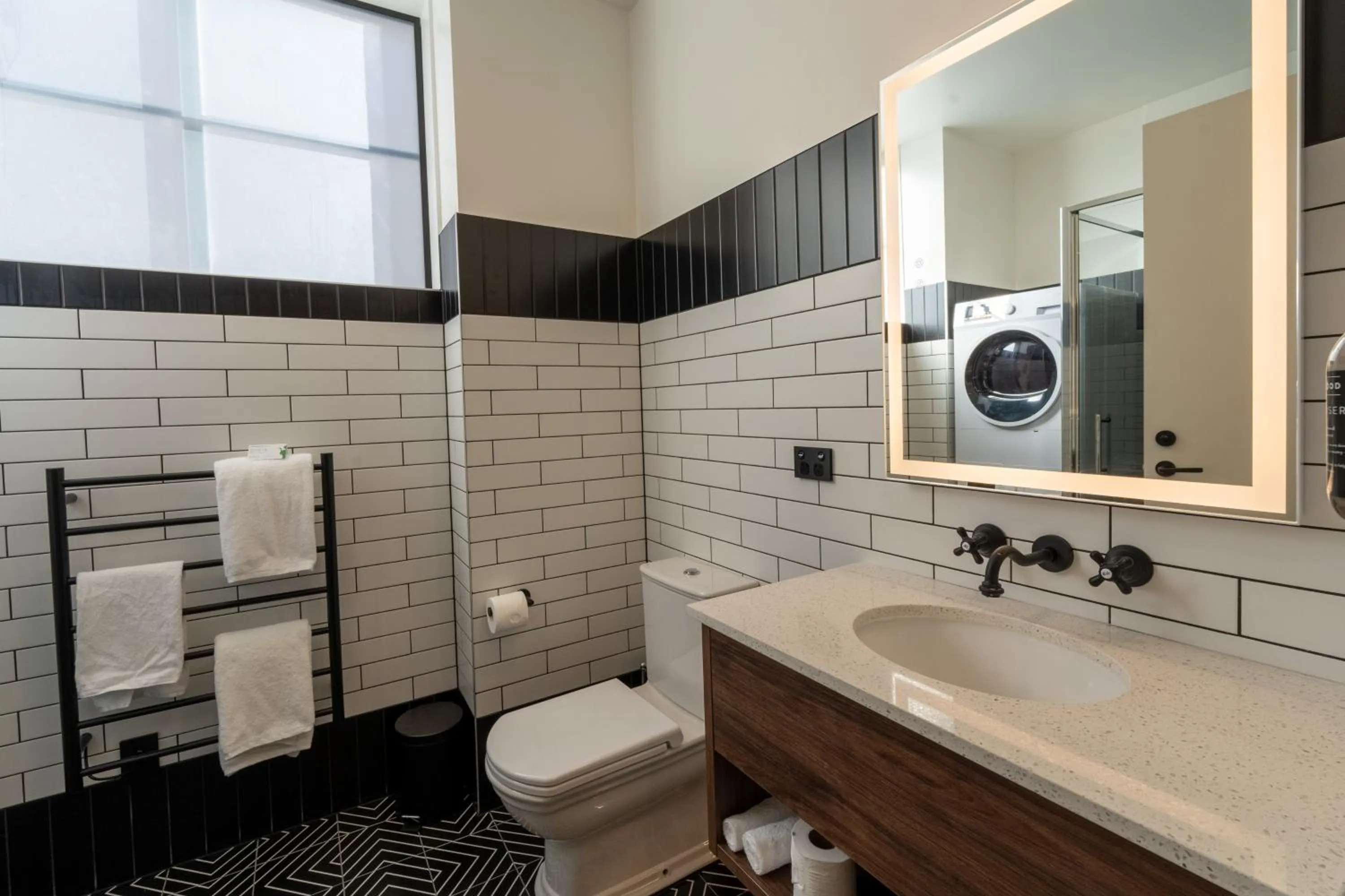 Bathroom in TRYP by Wyndham Wellington, Tory Street