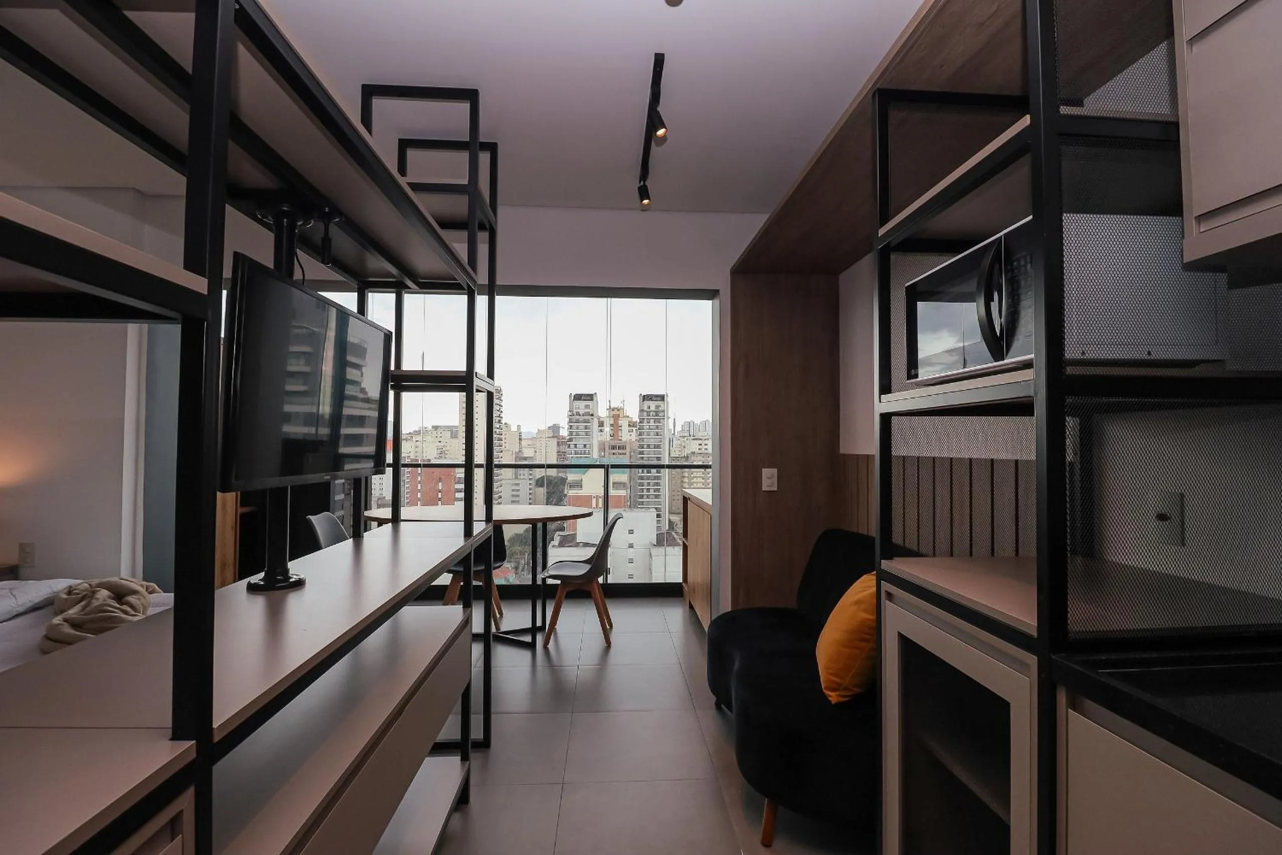 Bed in Vossa Bossa Capote Valente