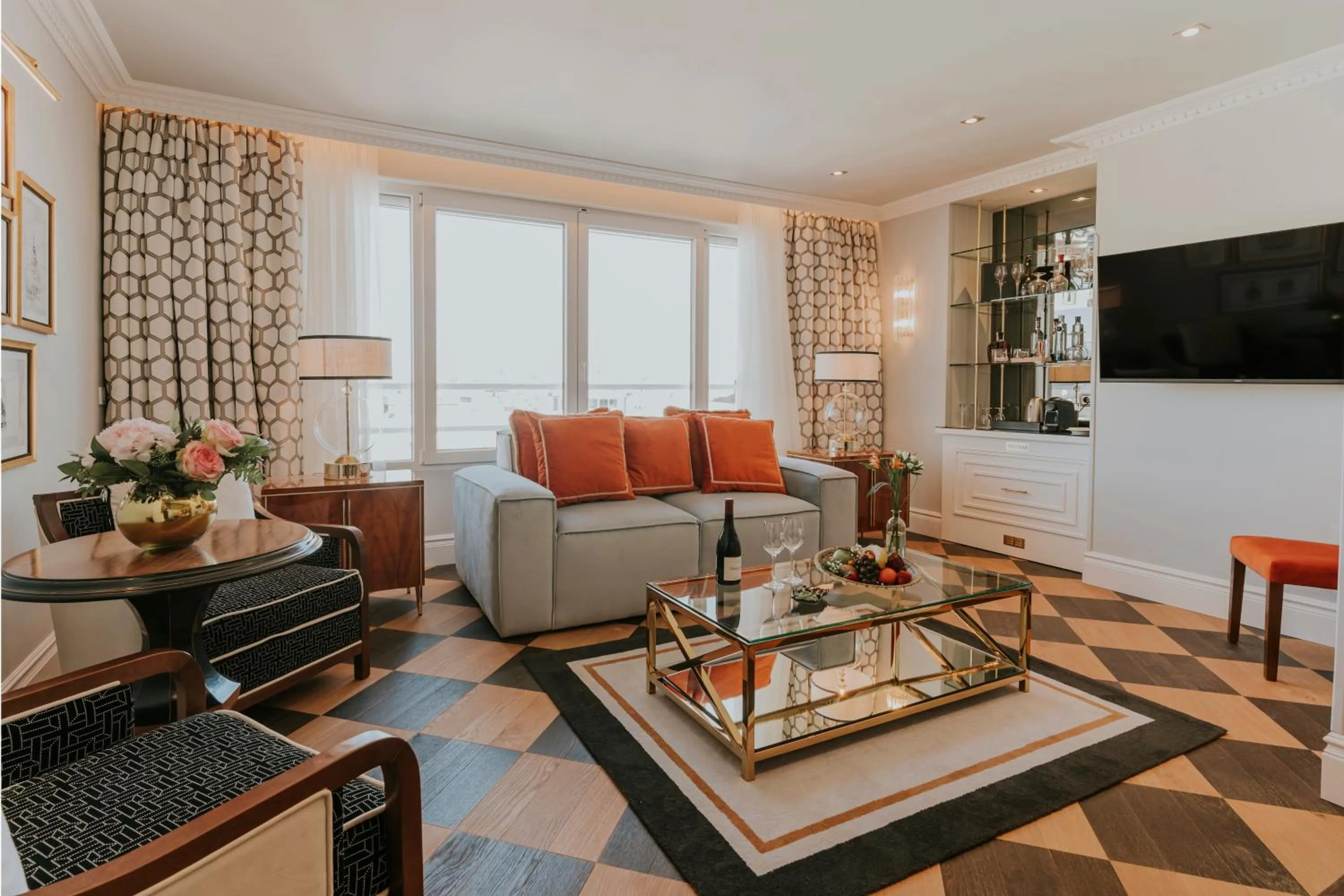 Seating area in Wellington Hotel & Spa Madrid