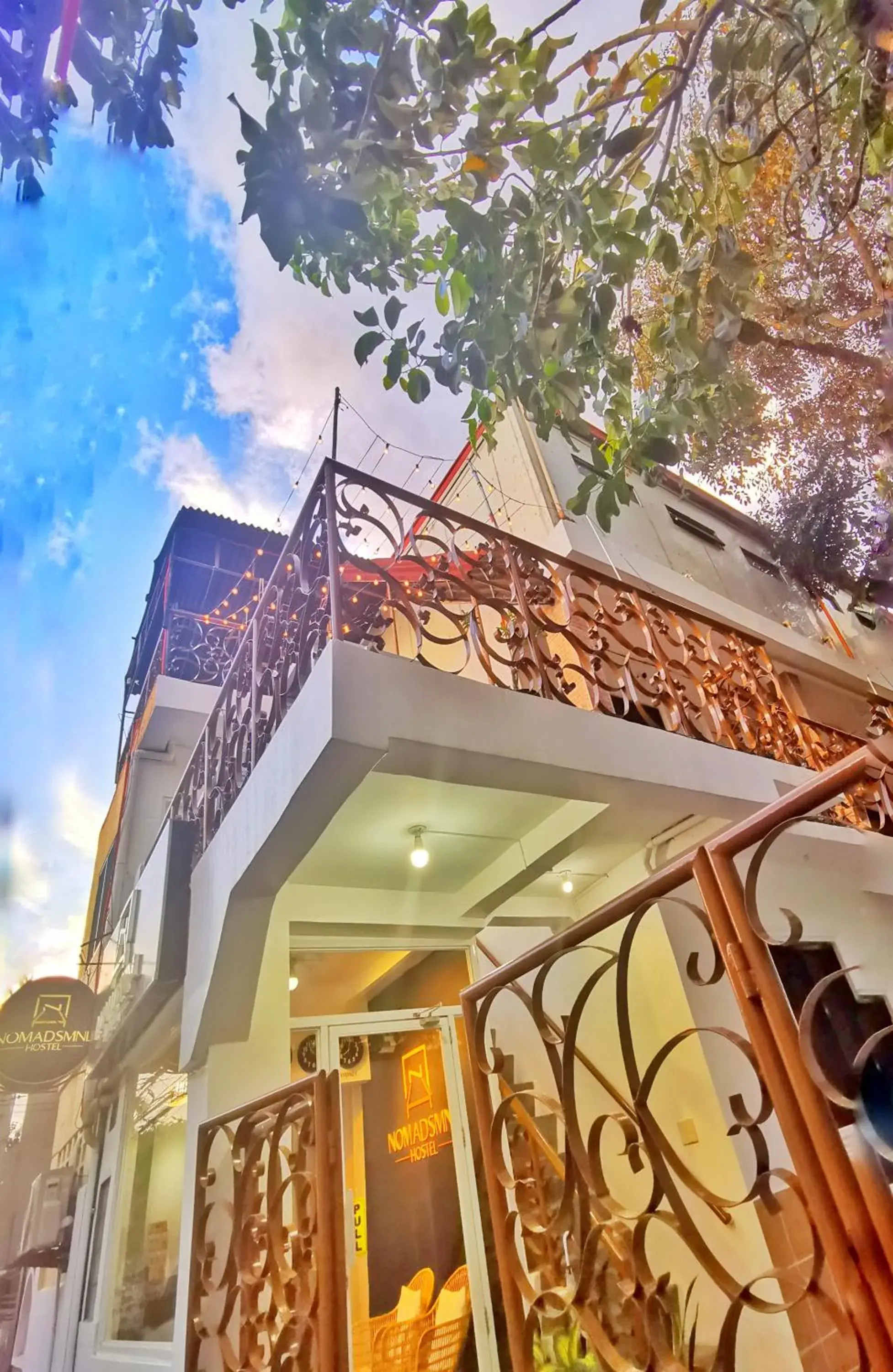 Property building in NomadsMNL Airport Hostel Property building in NomadsMNL Airport Hostel