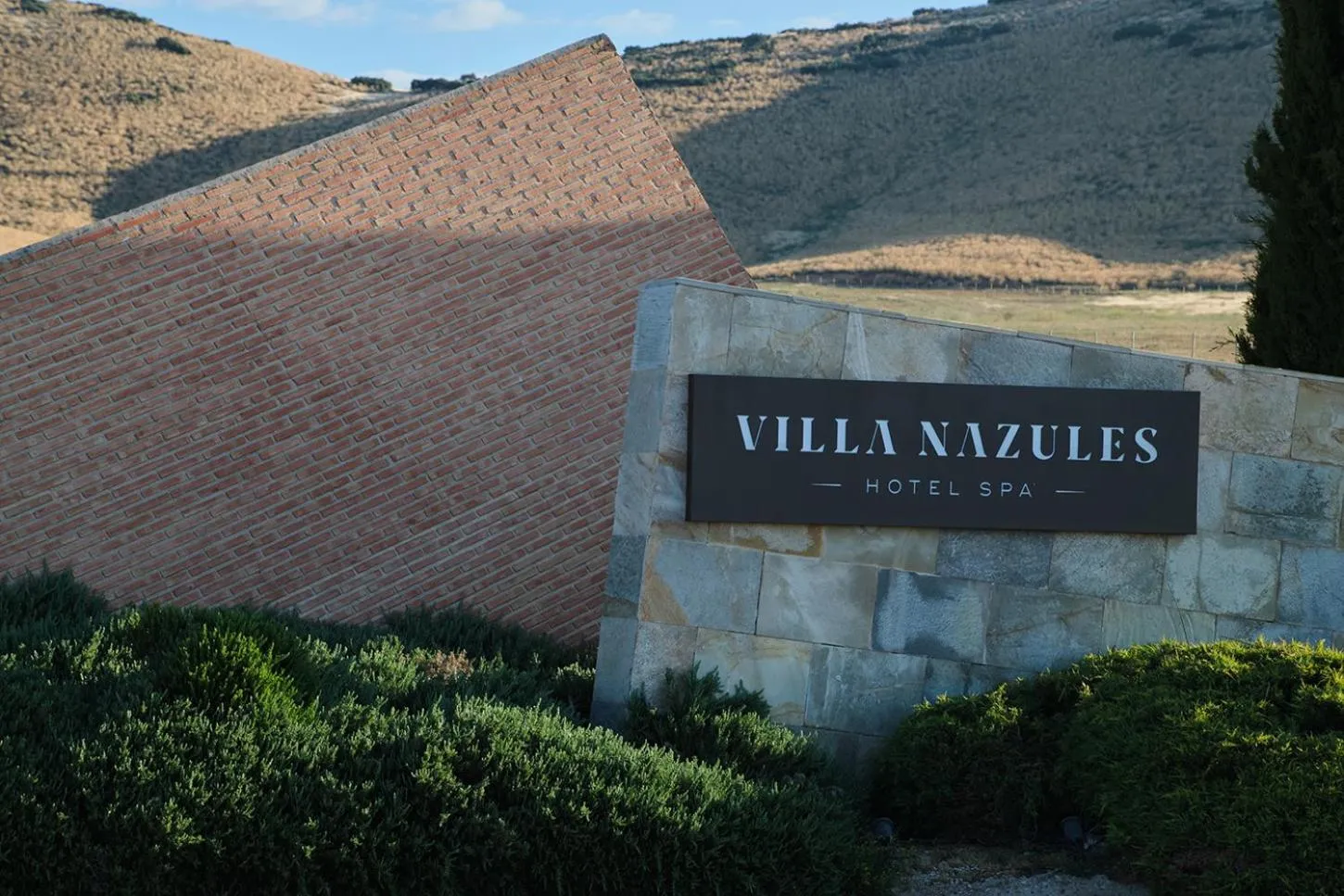 Facade/entrance in Hotel Spa Villa Nazules