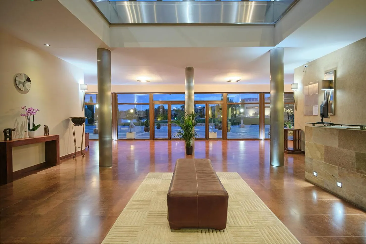 Lobby or reception in Hotel Spa Villa Nazules