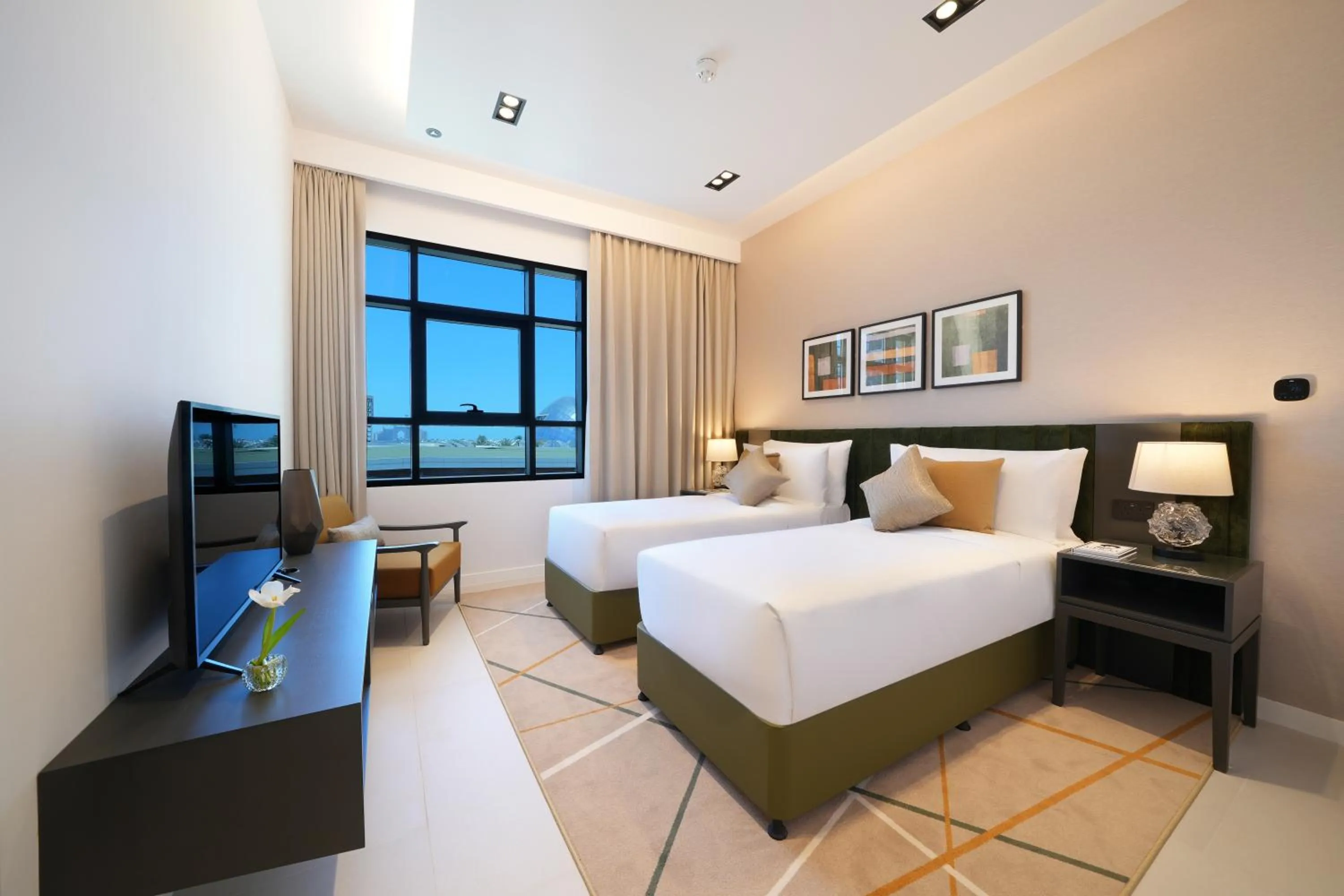 Bedroom, Bed in Cheval Maison - The Palm