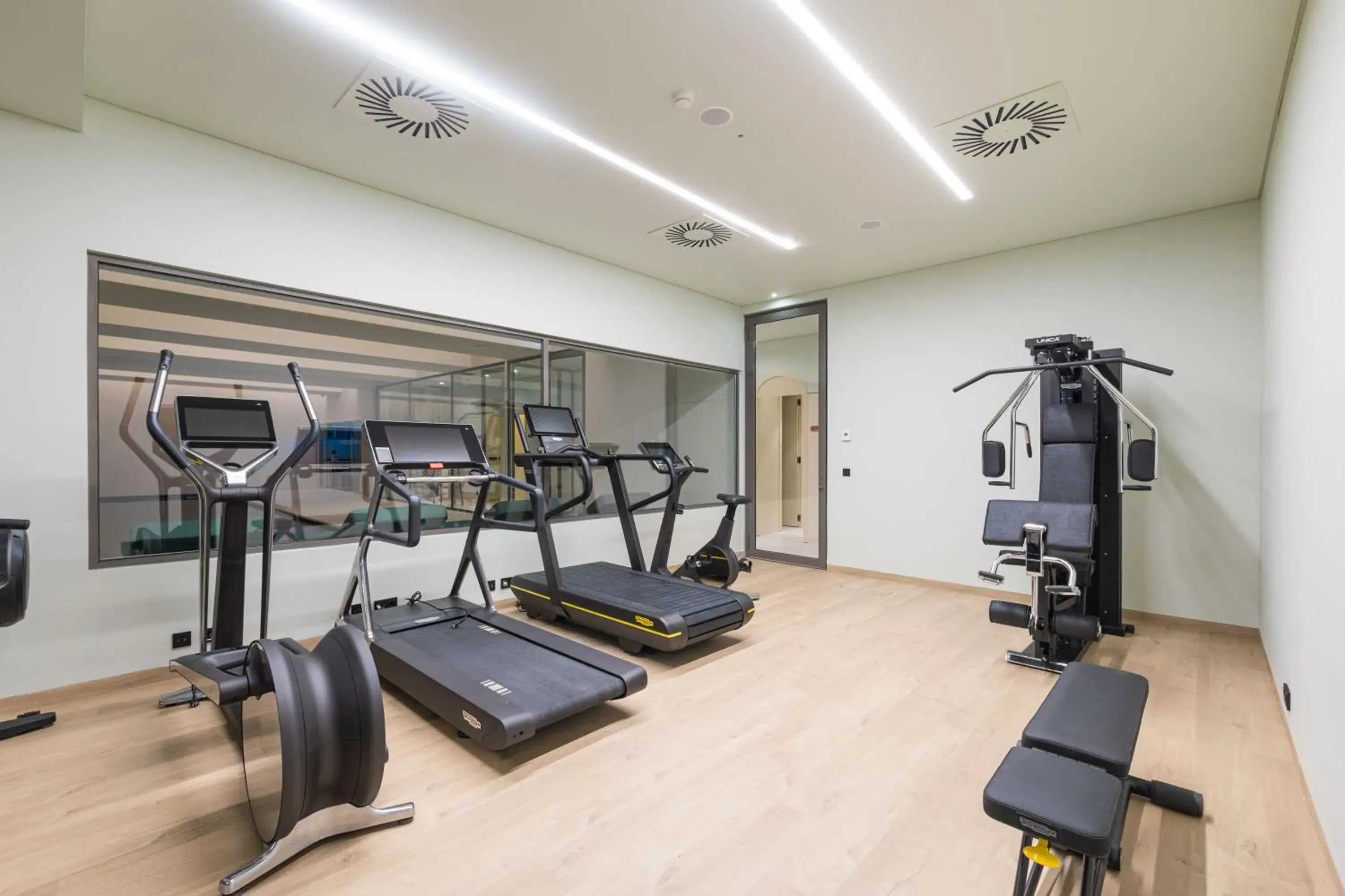 Fitness centre/facilities in LUSTER Hotel Fitness centre/facilities in LUSTER Hotel