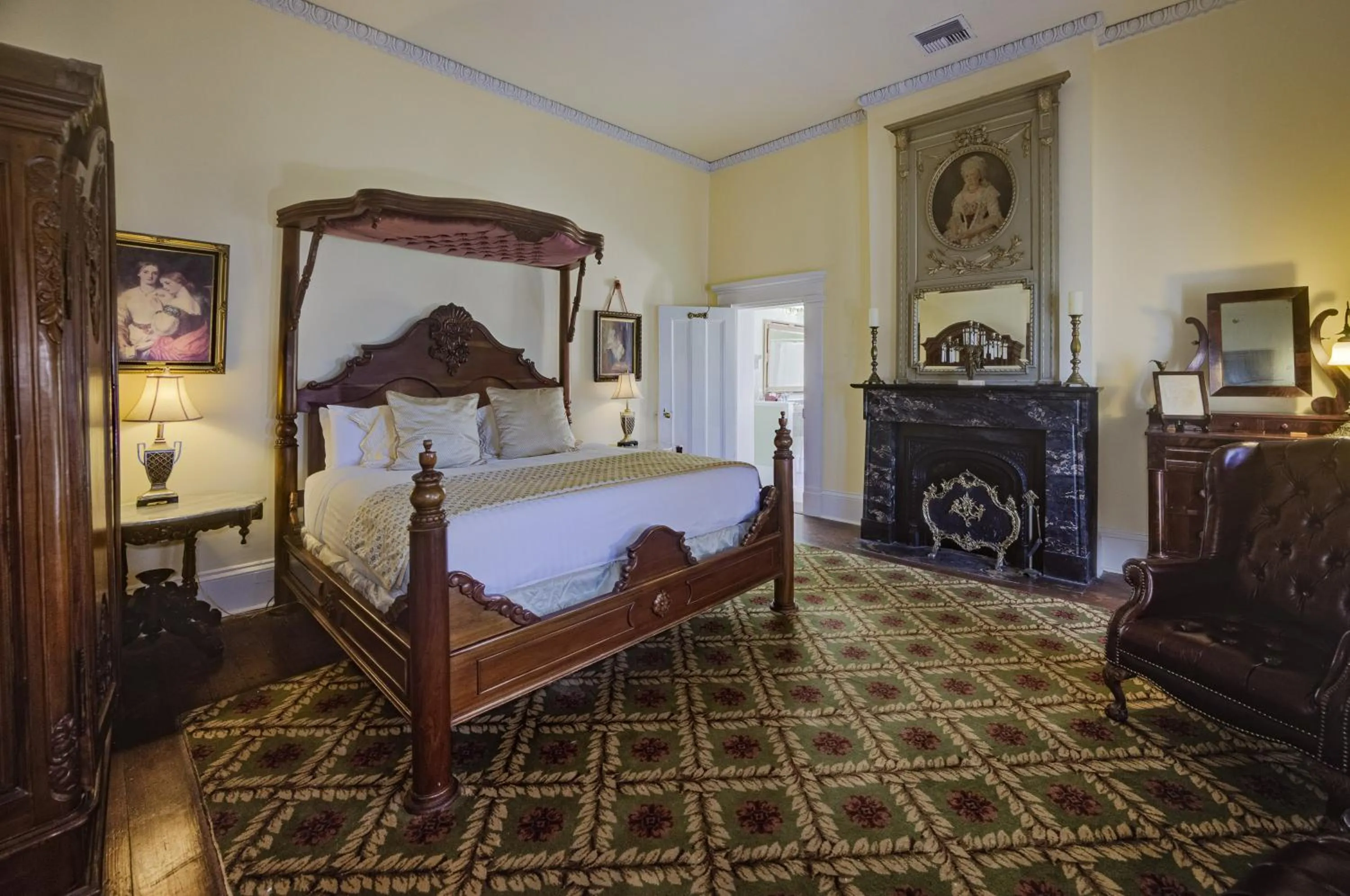 Bed in The Inn at Cedar Grove