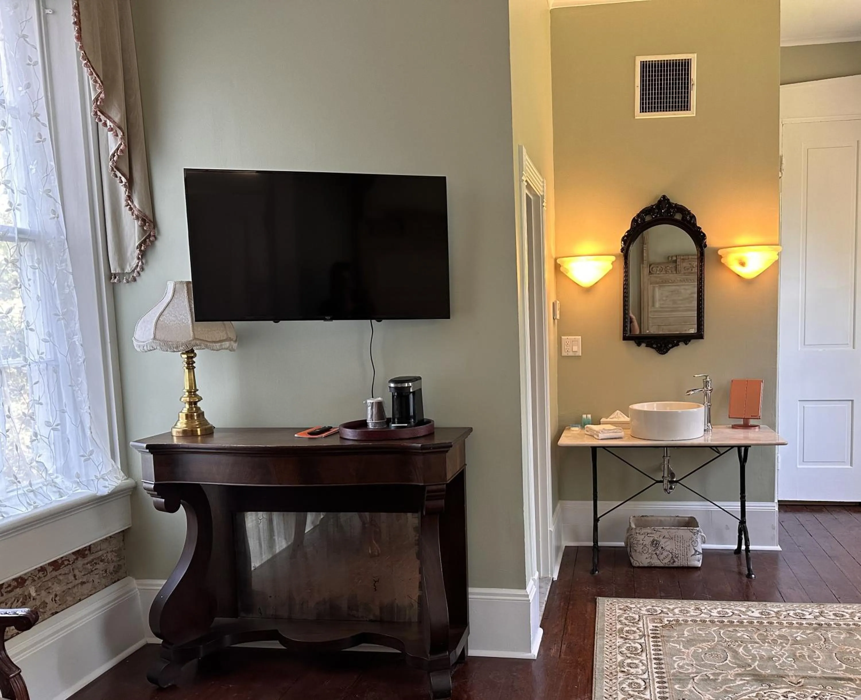 Bedroom in The Inn at Cedar Grove