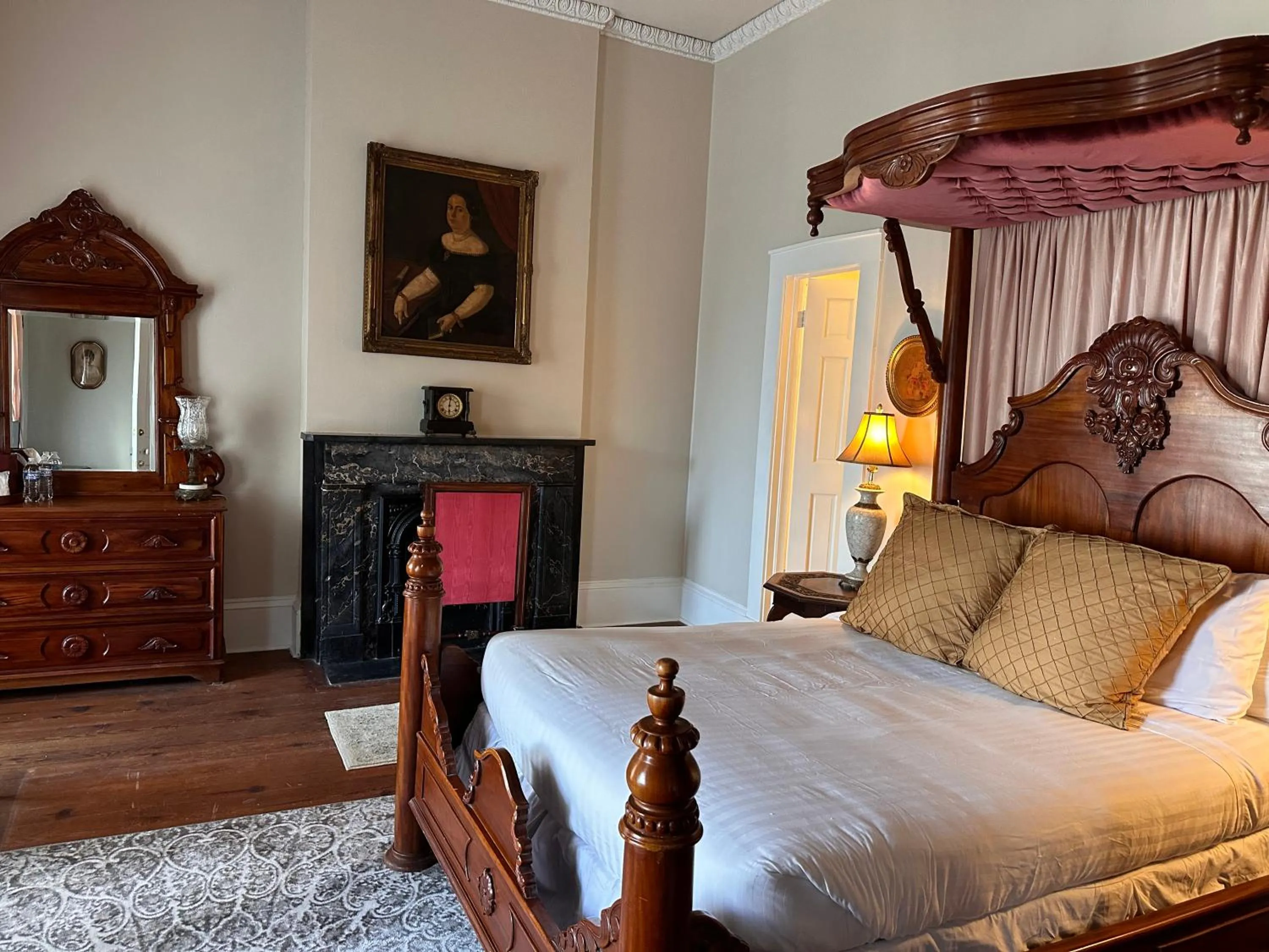 Bedroom, Bed in The Inn at Cedar Grove