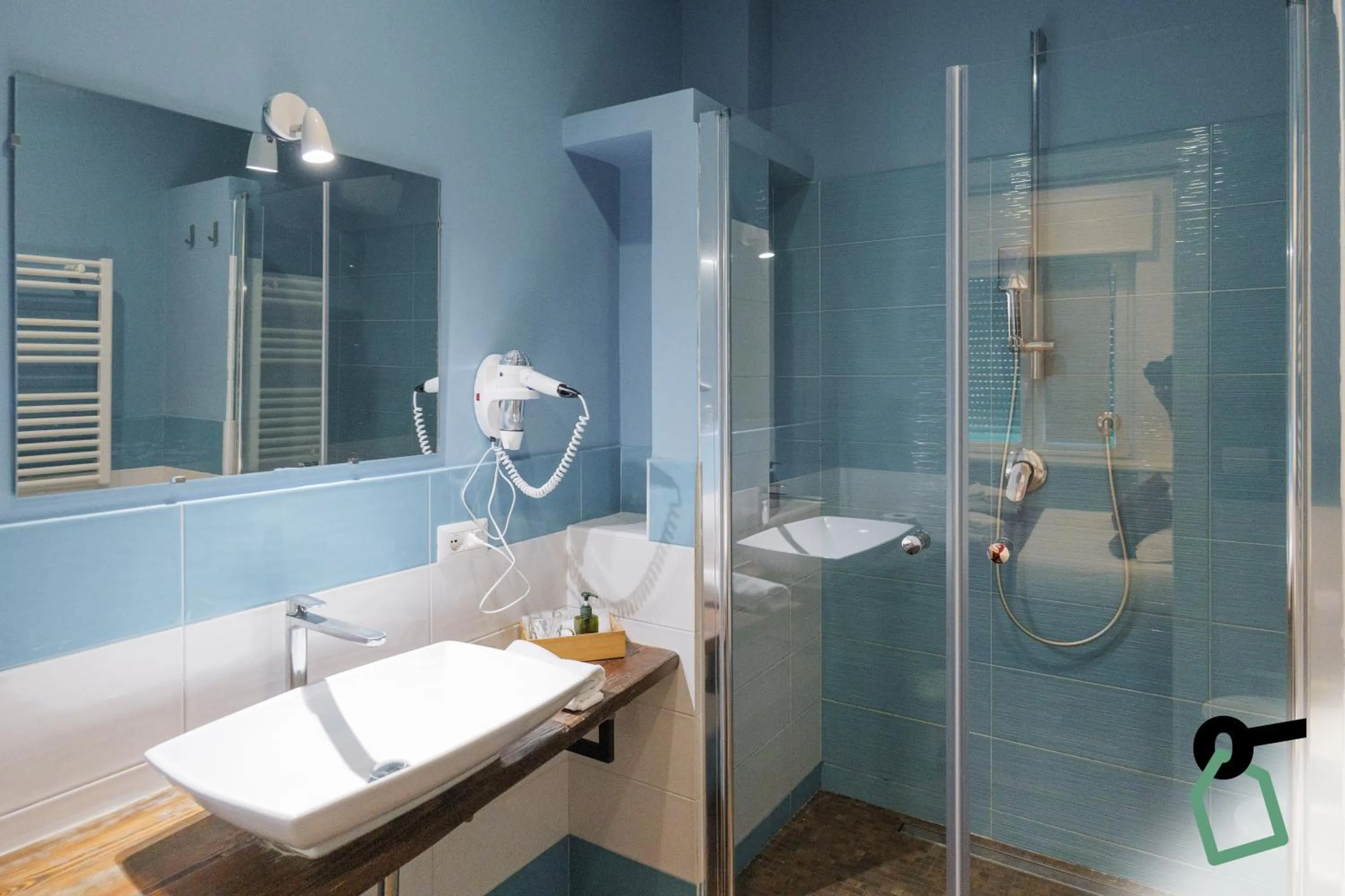 Bathroom in HOTIDAY Room Collection - Napoli Botanique