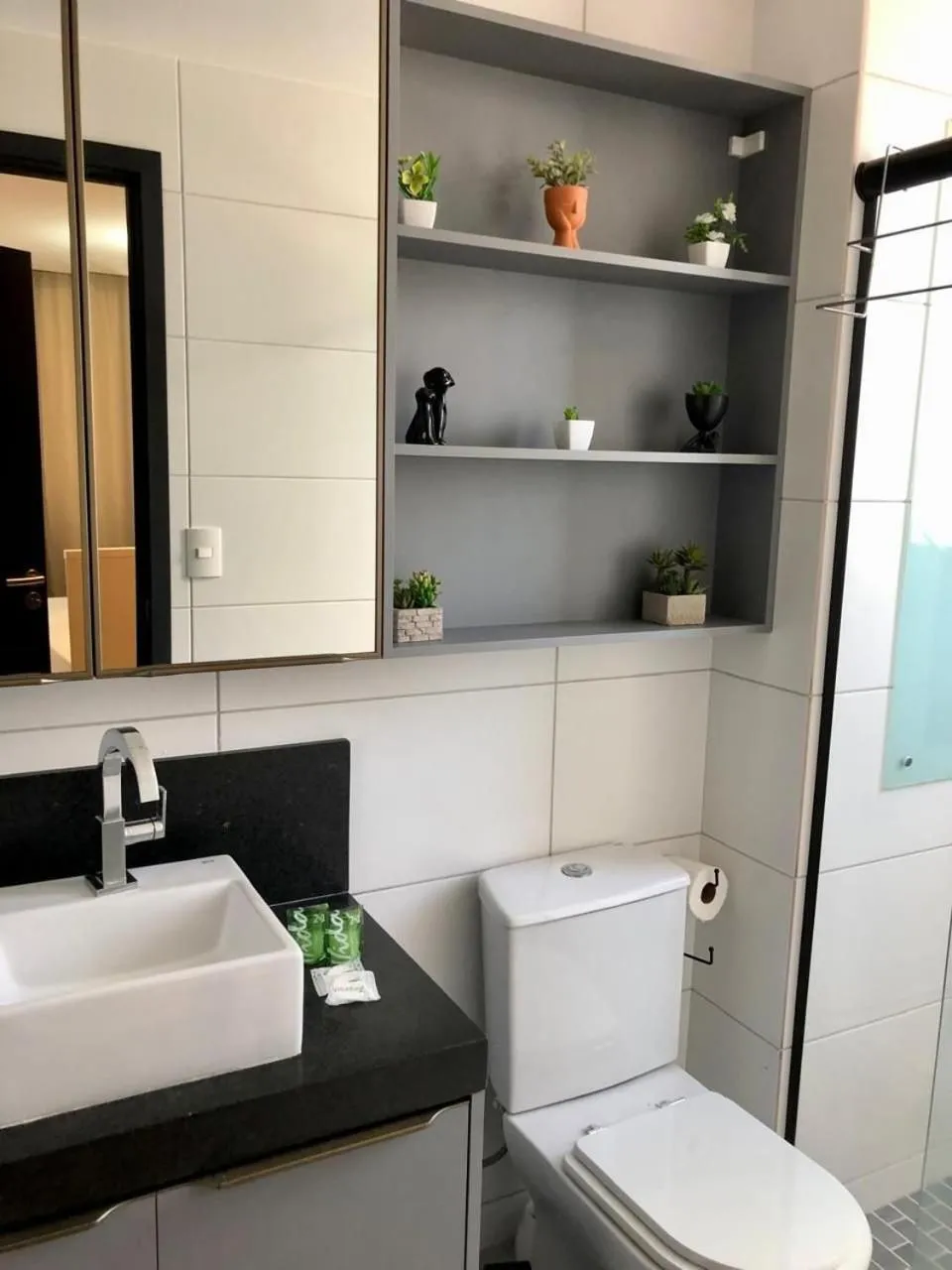 Toilet in One Way