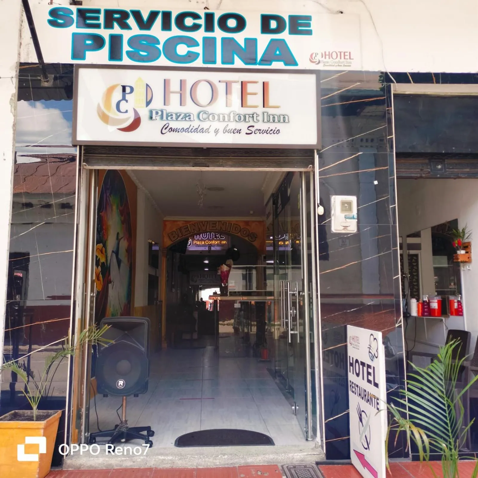 Lobby or reception in Hotel Plaza Confort Inn
