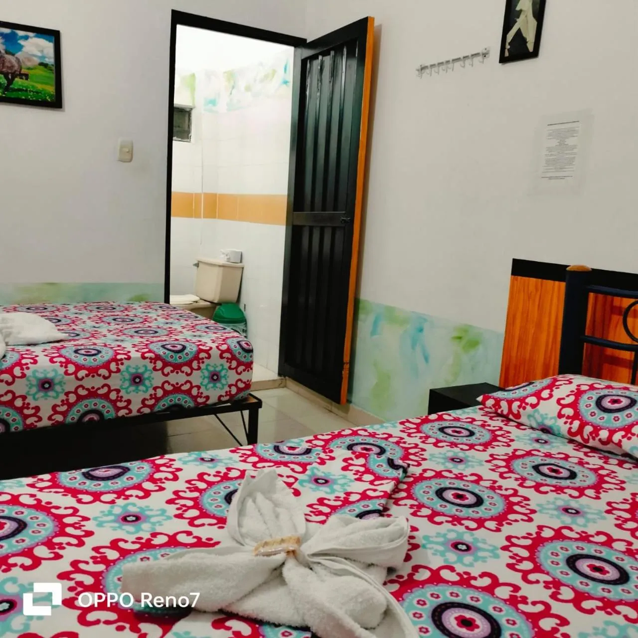Bed in Hotel Plaza Confort Inn