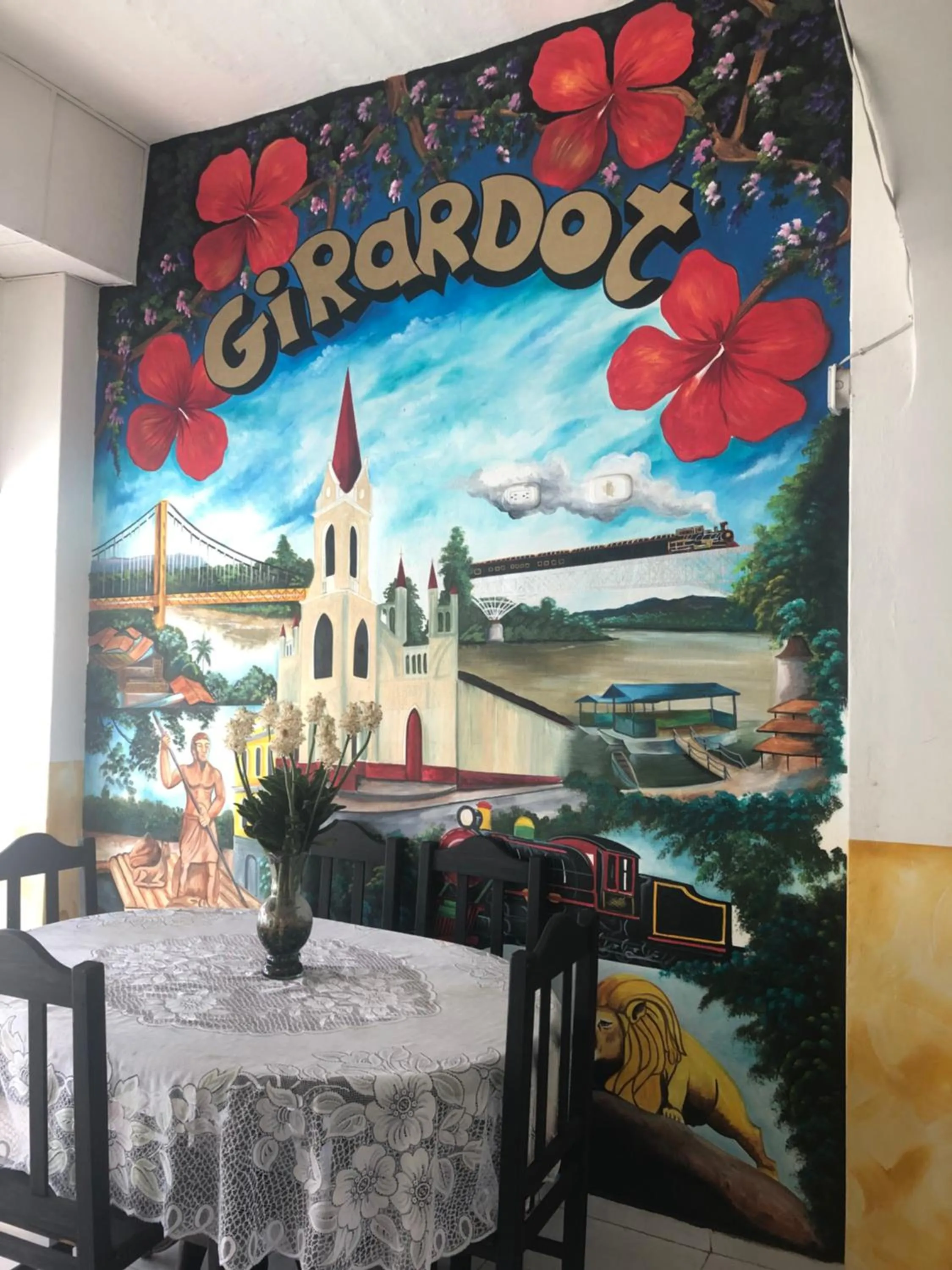 Dining area in Hotel Plaza Confort Inn