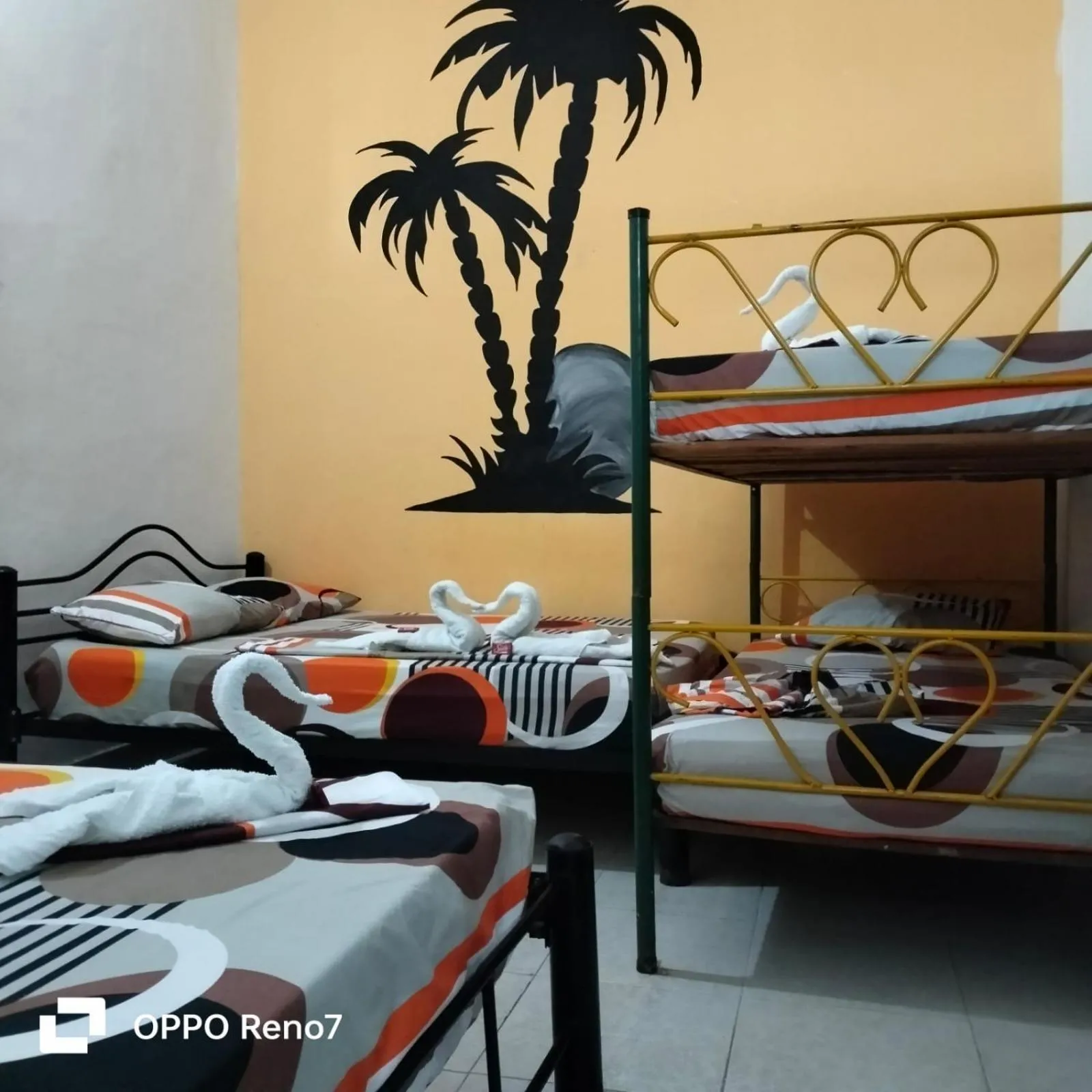 Bed in Hotel Plaza Confort Inn