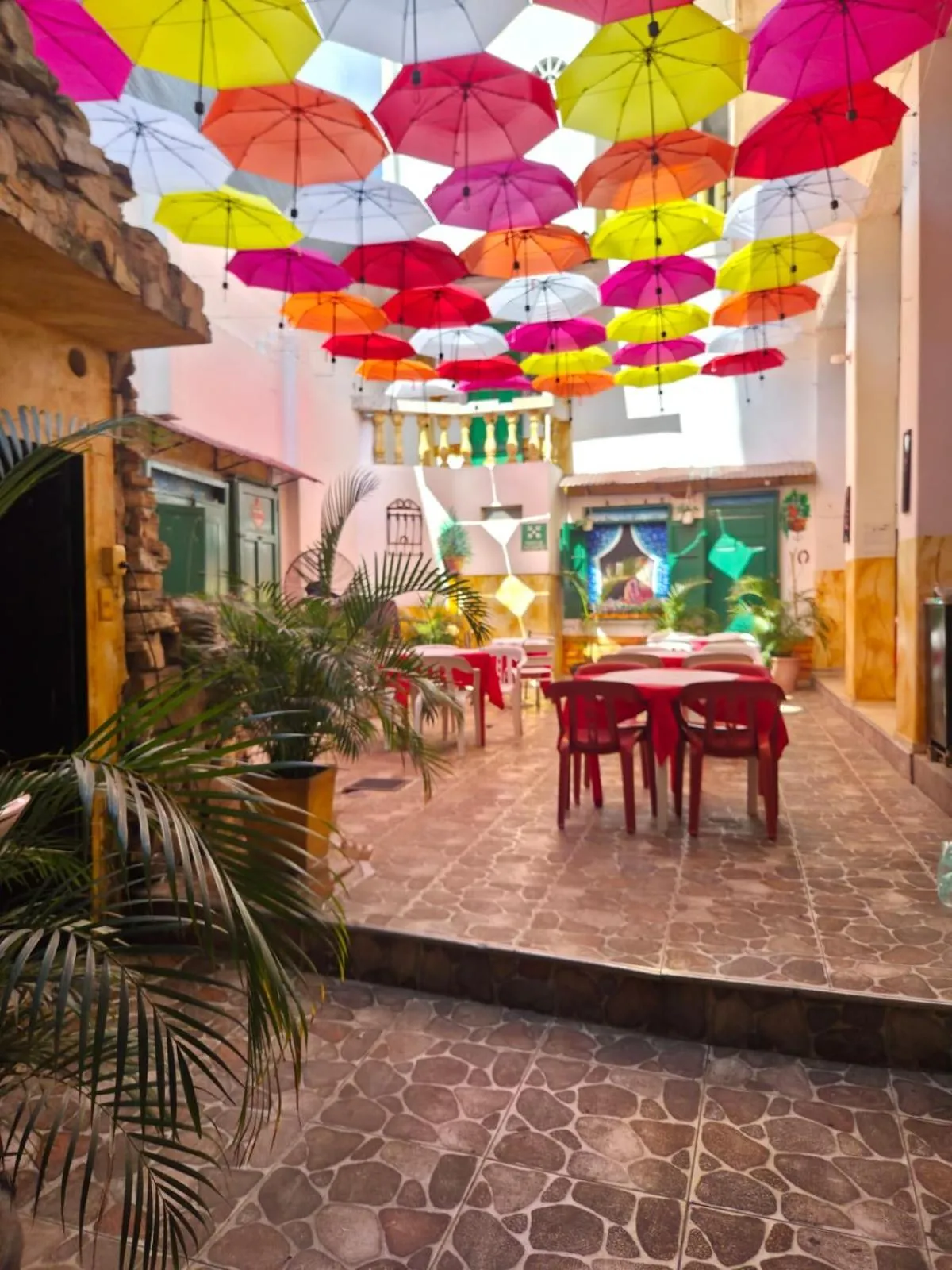 Hotel Plaza Confort Inn