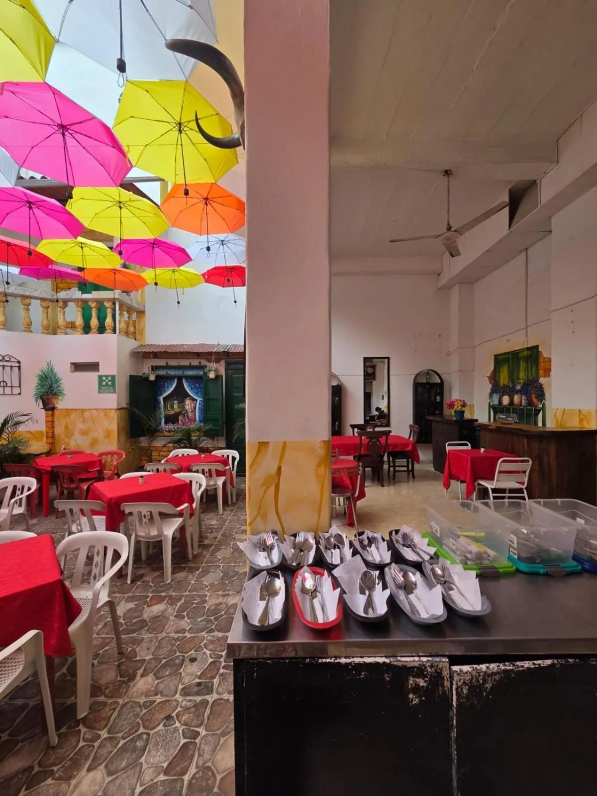 Hotel Plaza Confort Inn
