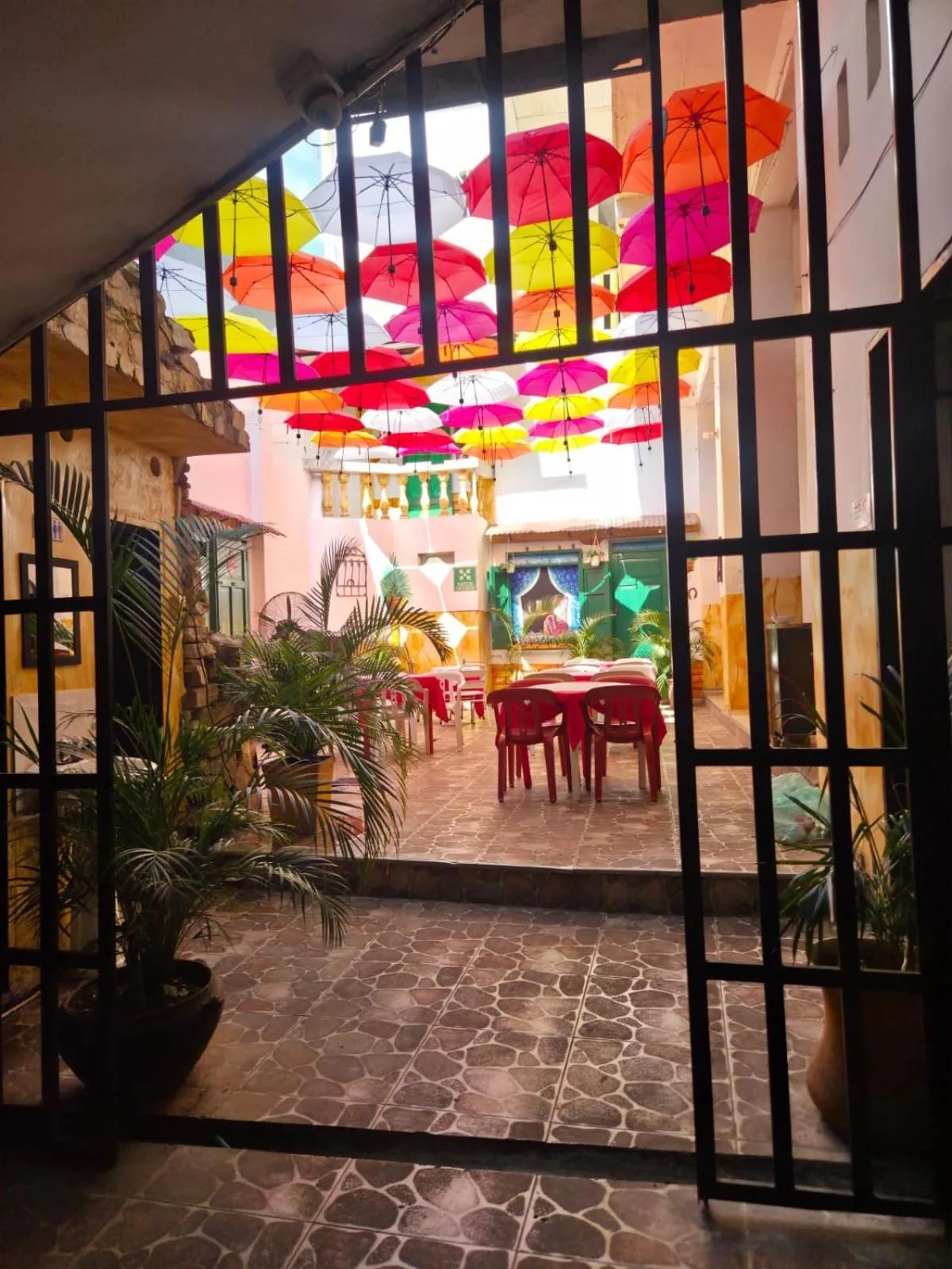 Hotel Plaza Confort Inn